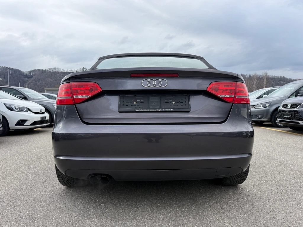 AUDI A3 Cabriolet 1.8 TFSI Ambition S-tronic-image-5