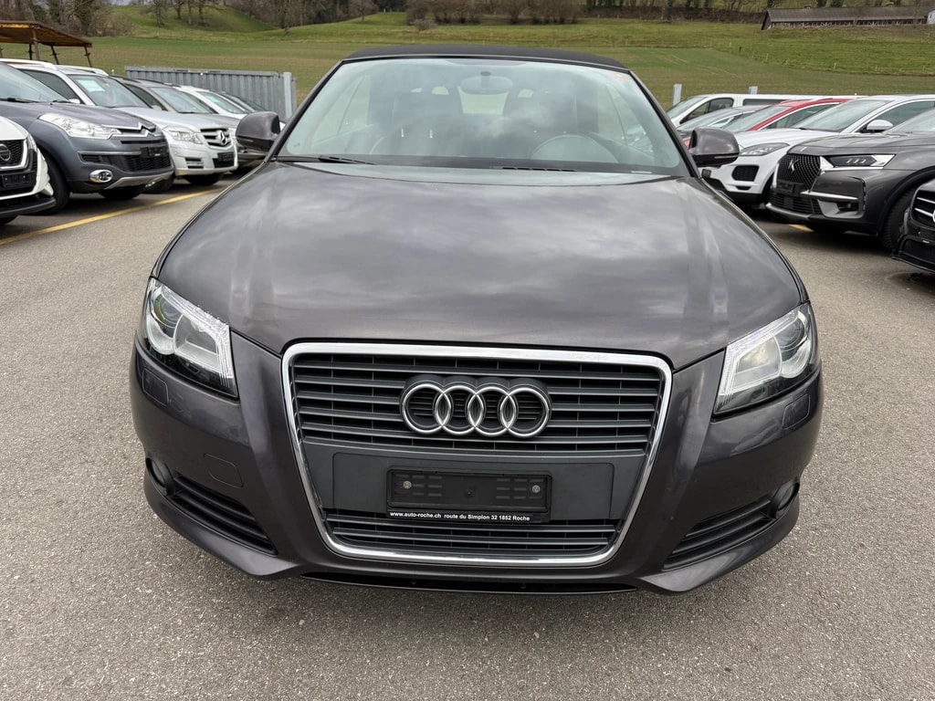 AUDI A3 Cabriolet 1.8 TFSI Ambition S-tronic-image-1