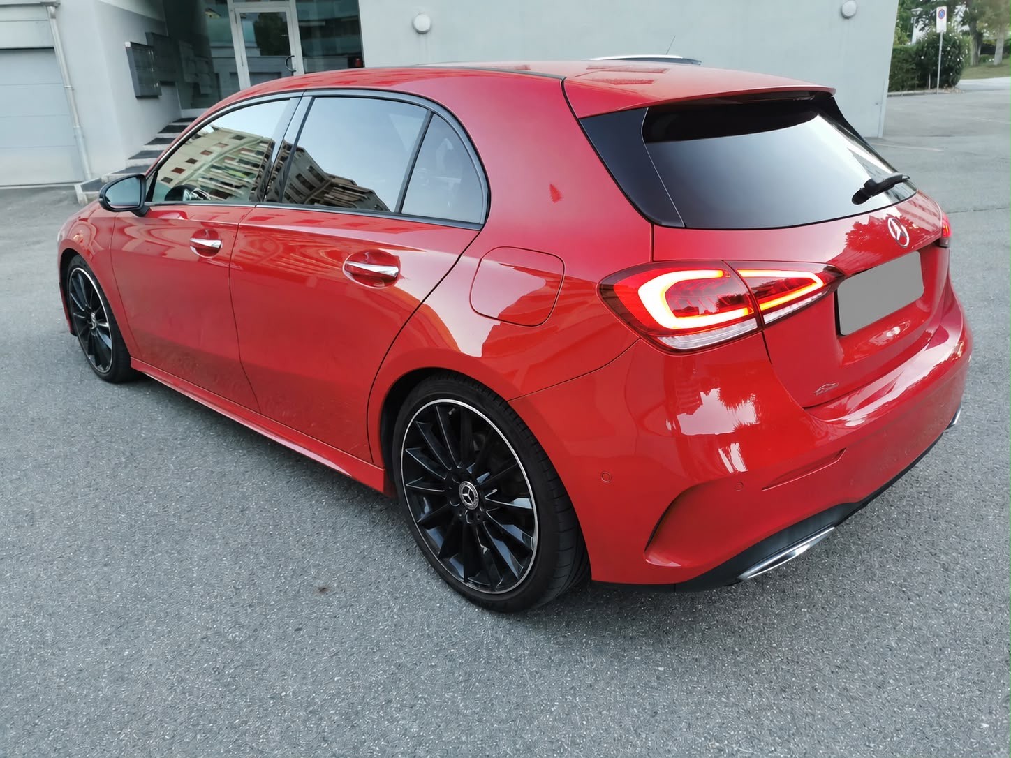 MERCEDES-BENZ A 250 AMG Line 4m-image-3