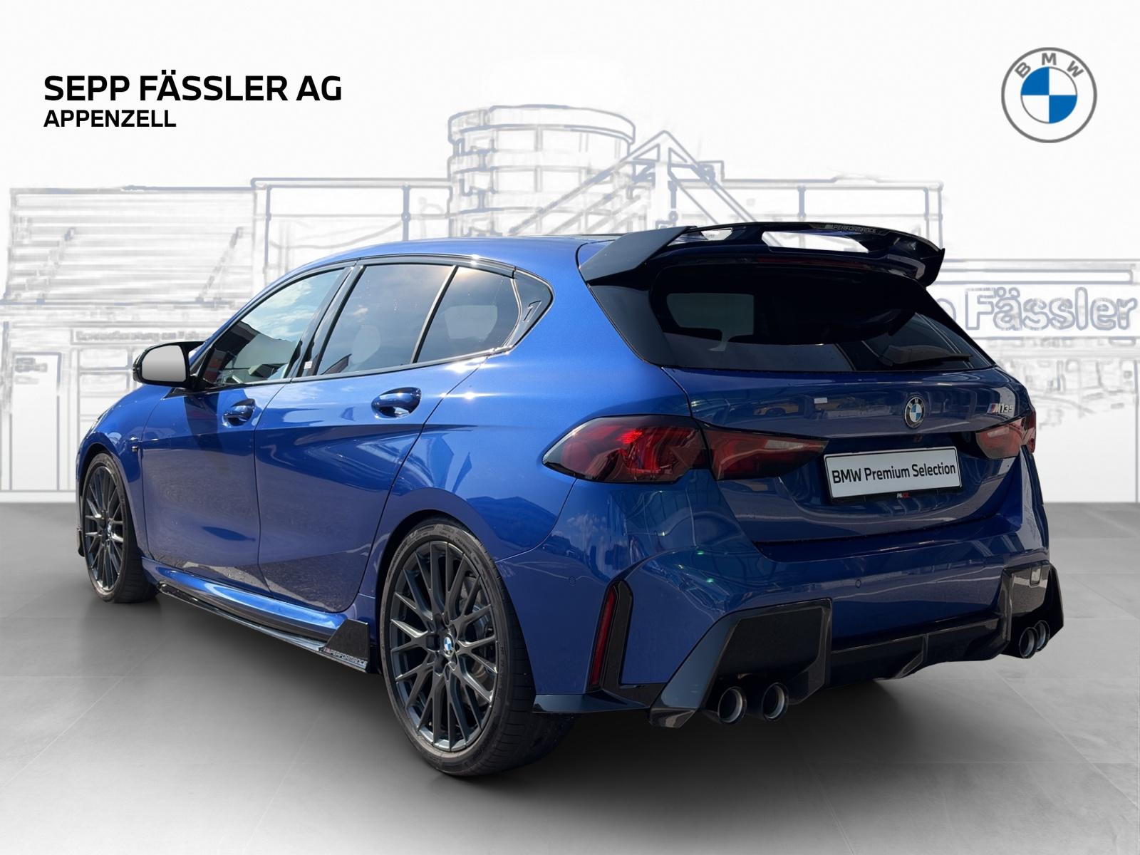 BMW M135i xDrive 50 Years Edition-image-2