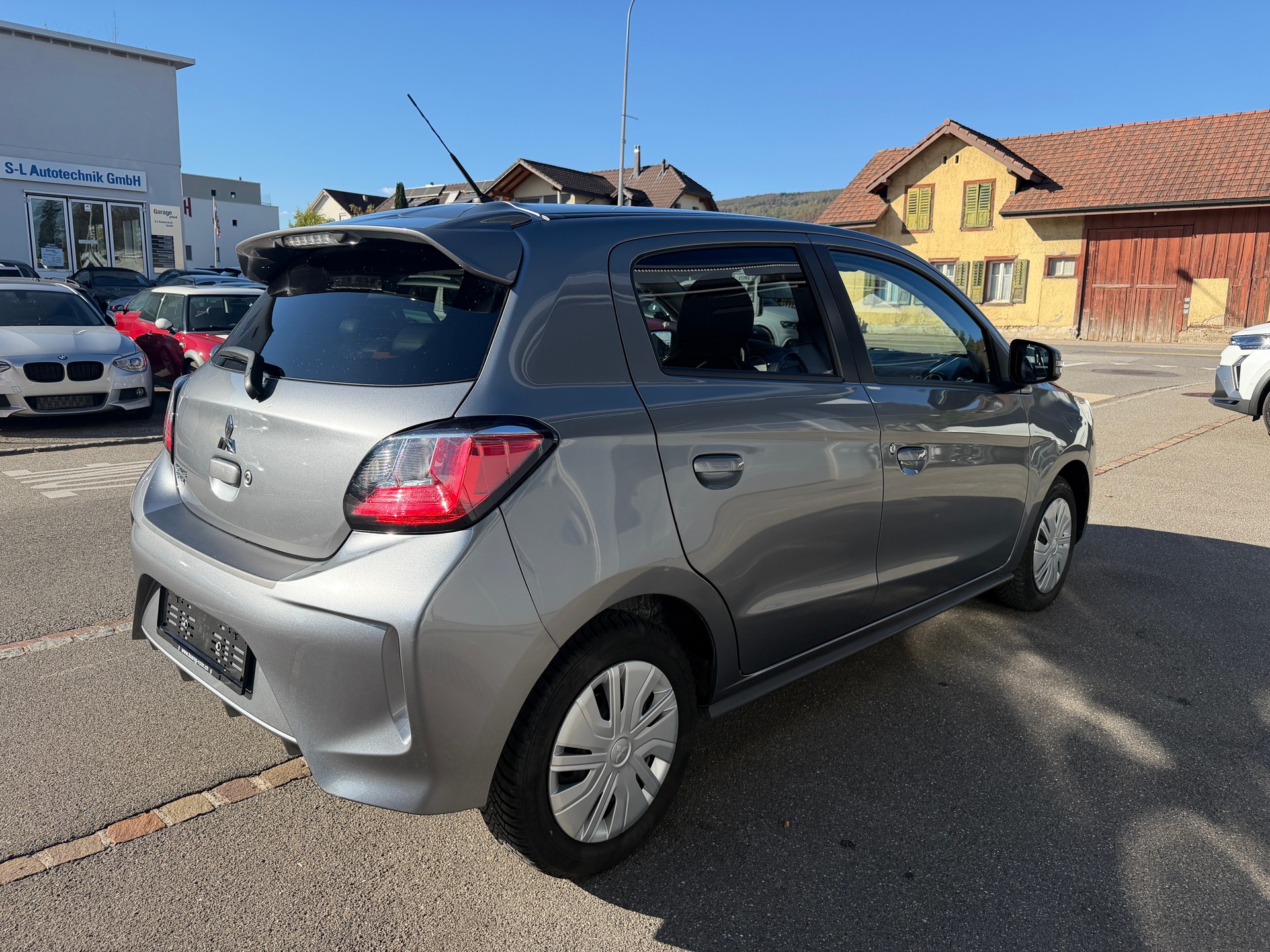 MITSUBISHI Space Star 1.2 MIVEC Style-showroom-element-3