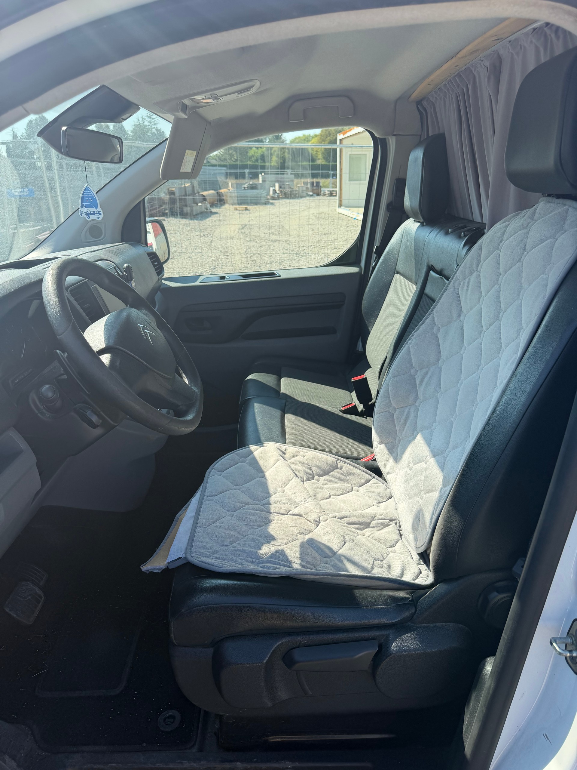 CITROEN Jumpy 2.0 BlueHDi 180 S&S M Komfort EAT6-image-6