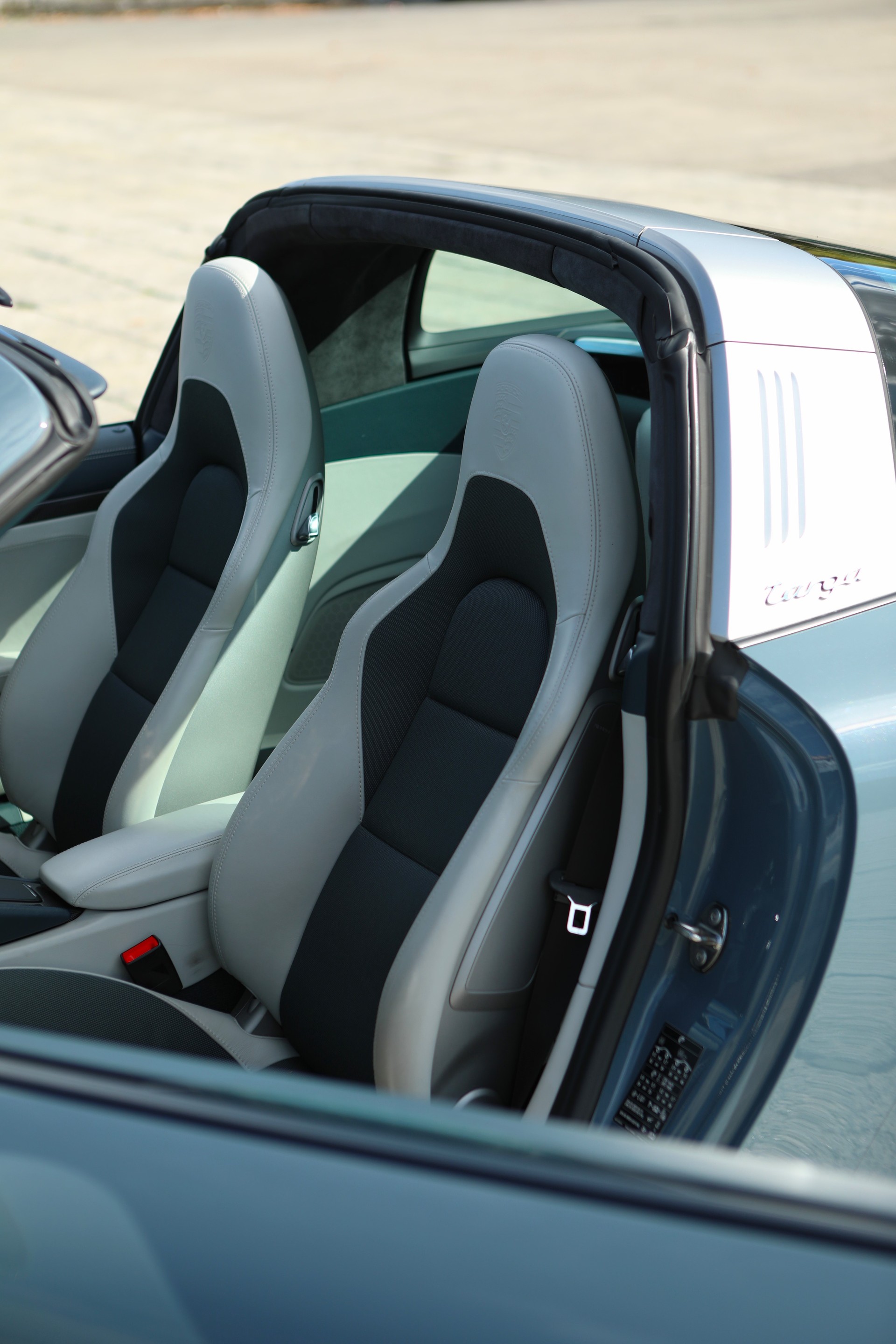 PORSCHE 911 Targa 4 PDK Exclusive - graphite blue-image-9
