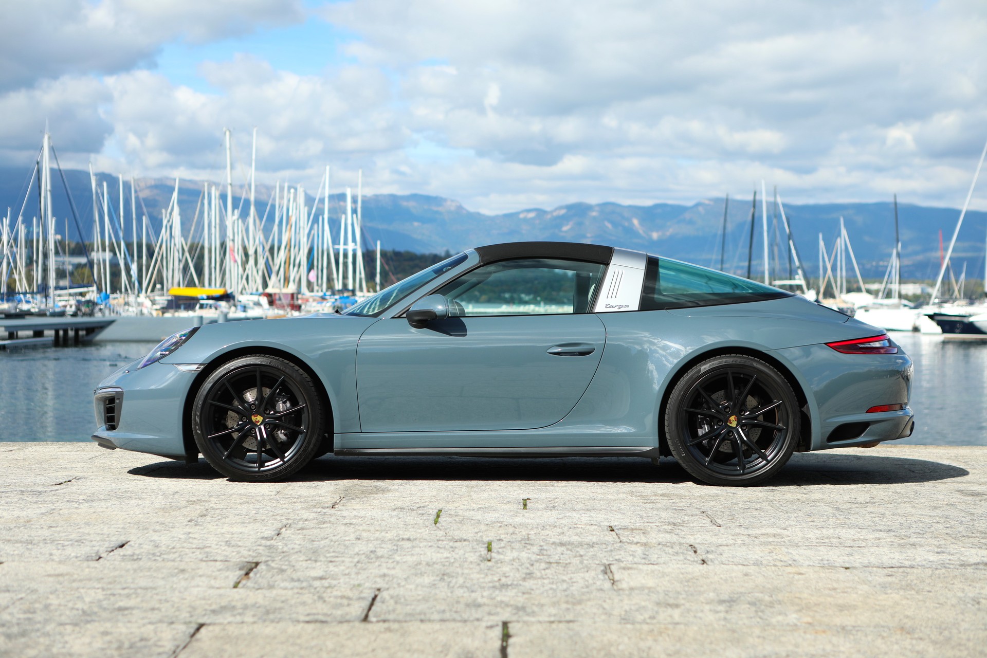 PORSCHE 911 Targa 4 PDK Exclusive - graphite blue-image-3