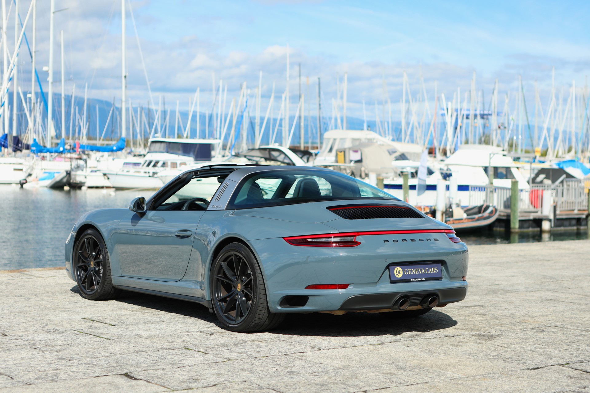 PORSCHE 911 Targa 4 PDK Exclusive - graphite blue-image-7