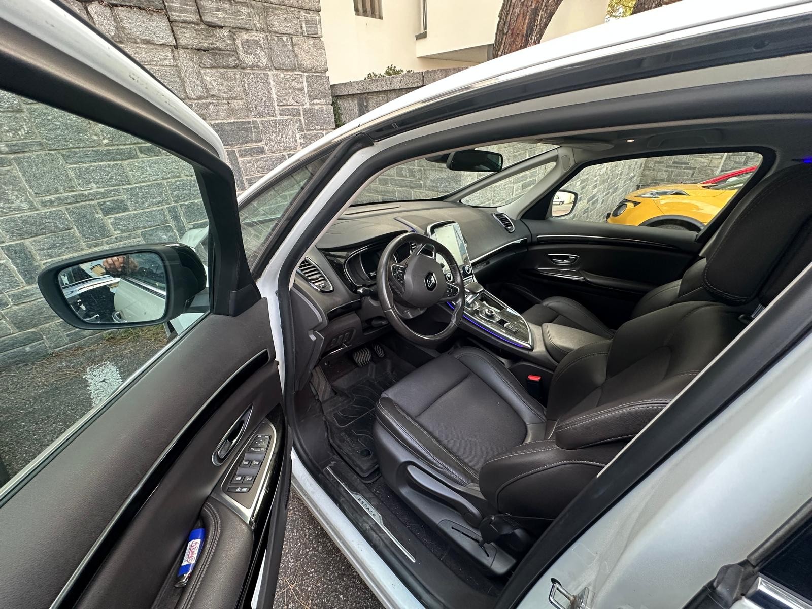 RENAULT Espace 1.6 dCi Initiale Paris EDC-image-5