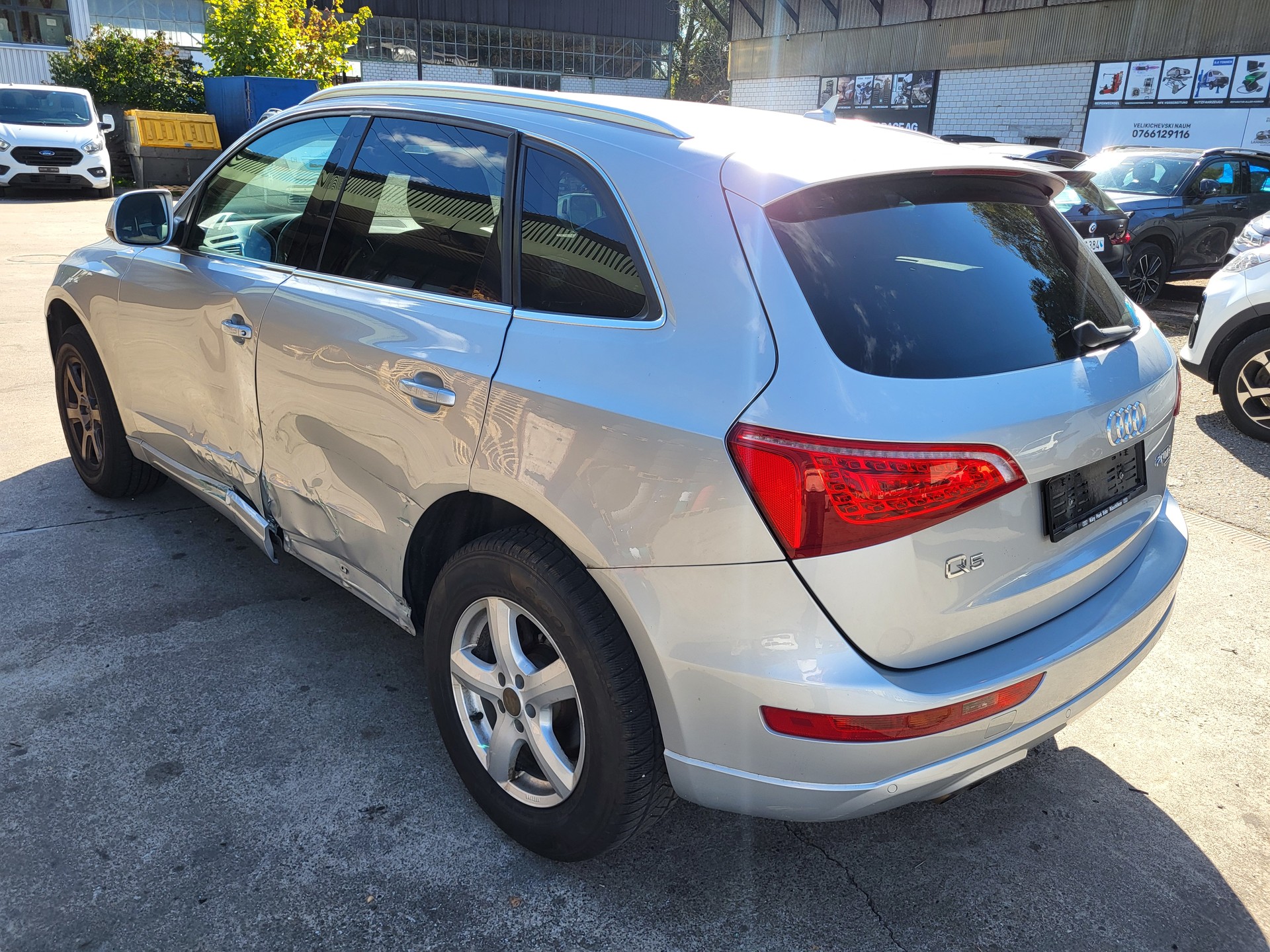 AUDI Q5 2.0 TDI quattro S-tronic-image-1