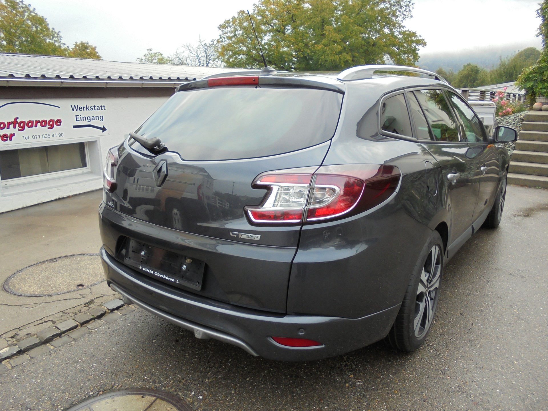 RENAULT Mégane Grandtour 2.0 16V GT-image-2