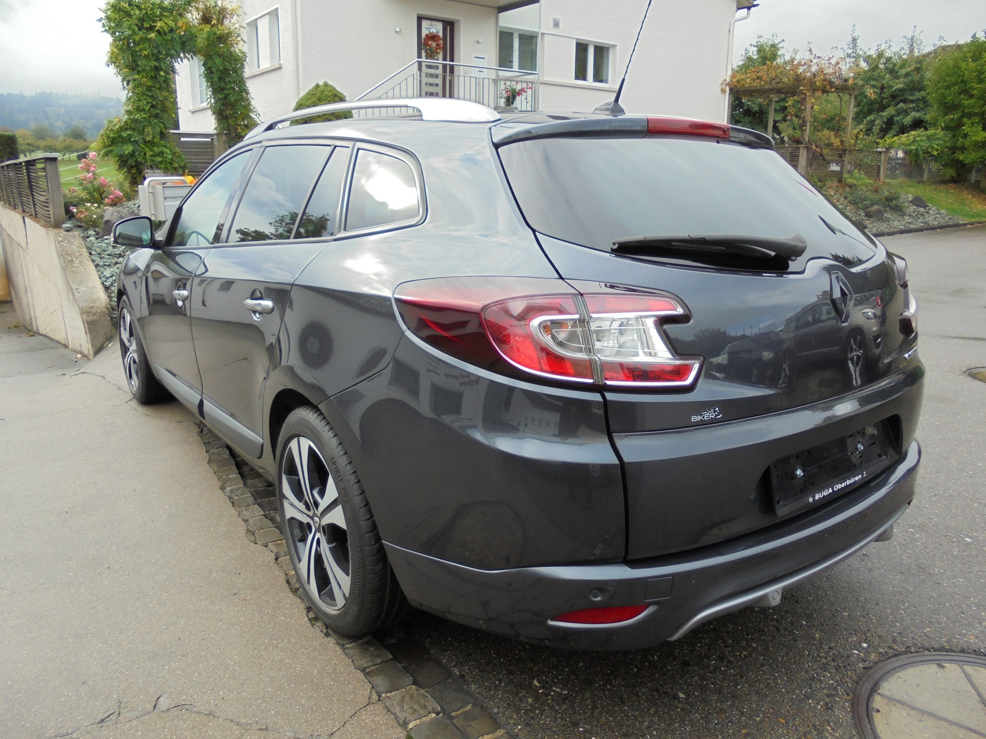 RENAULT Mégane Grandtour 2.0 16V GT-image-3