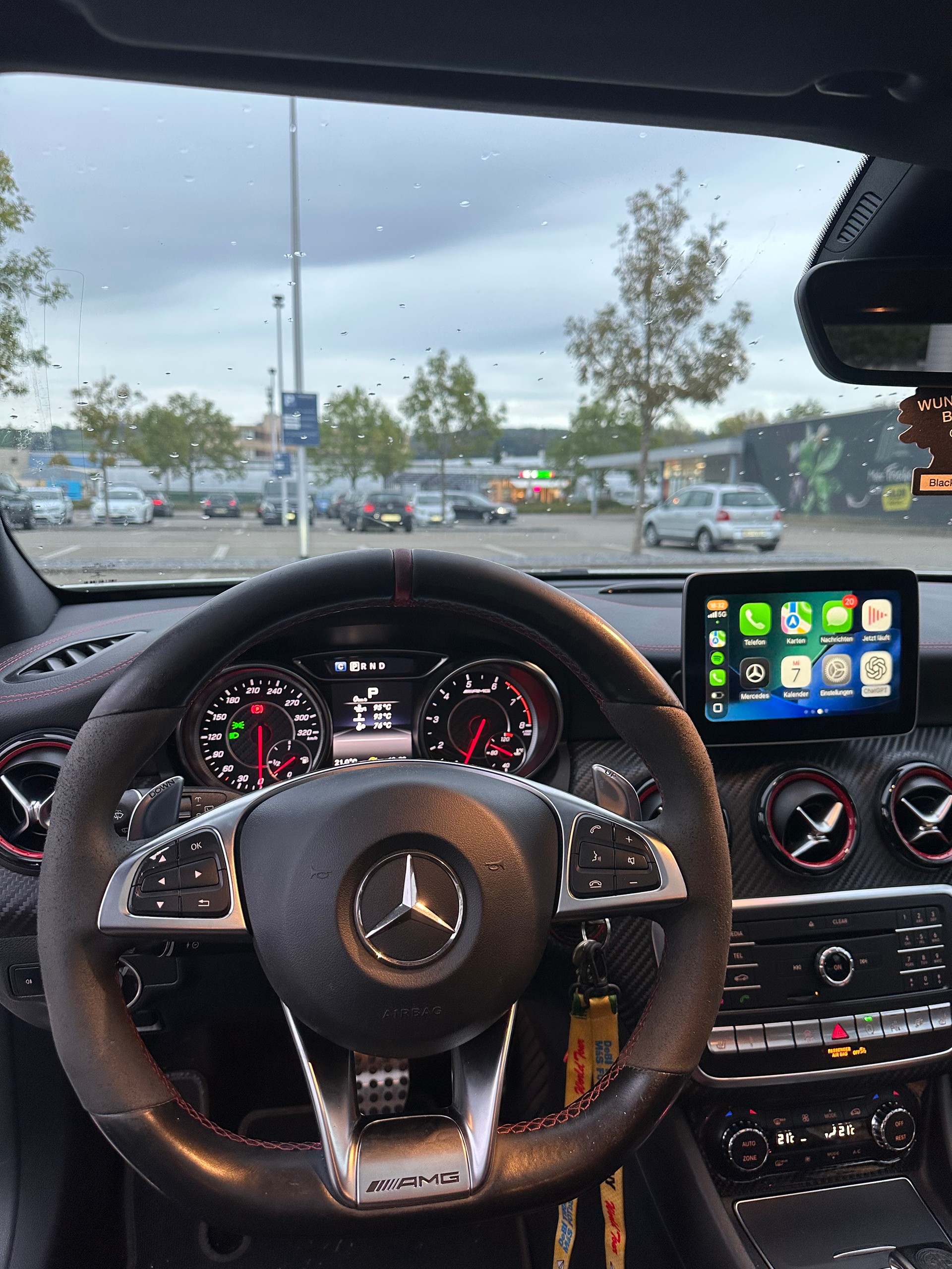 MERCEDES-BENZ A 45 AMG 4m-image-5