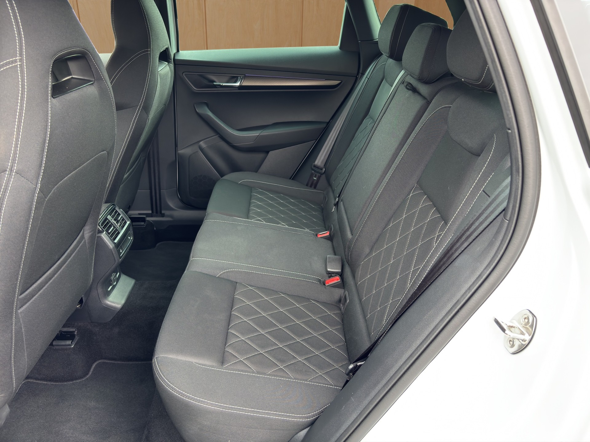 SKODA Karoq 1.5 TSI SportLine DSG-image-7