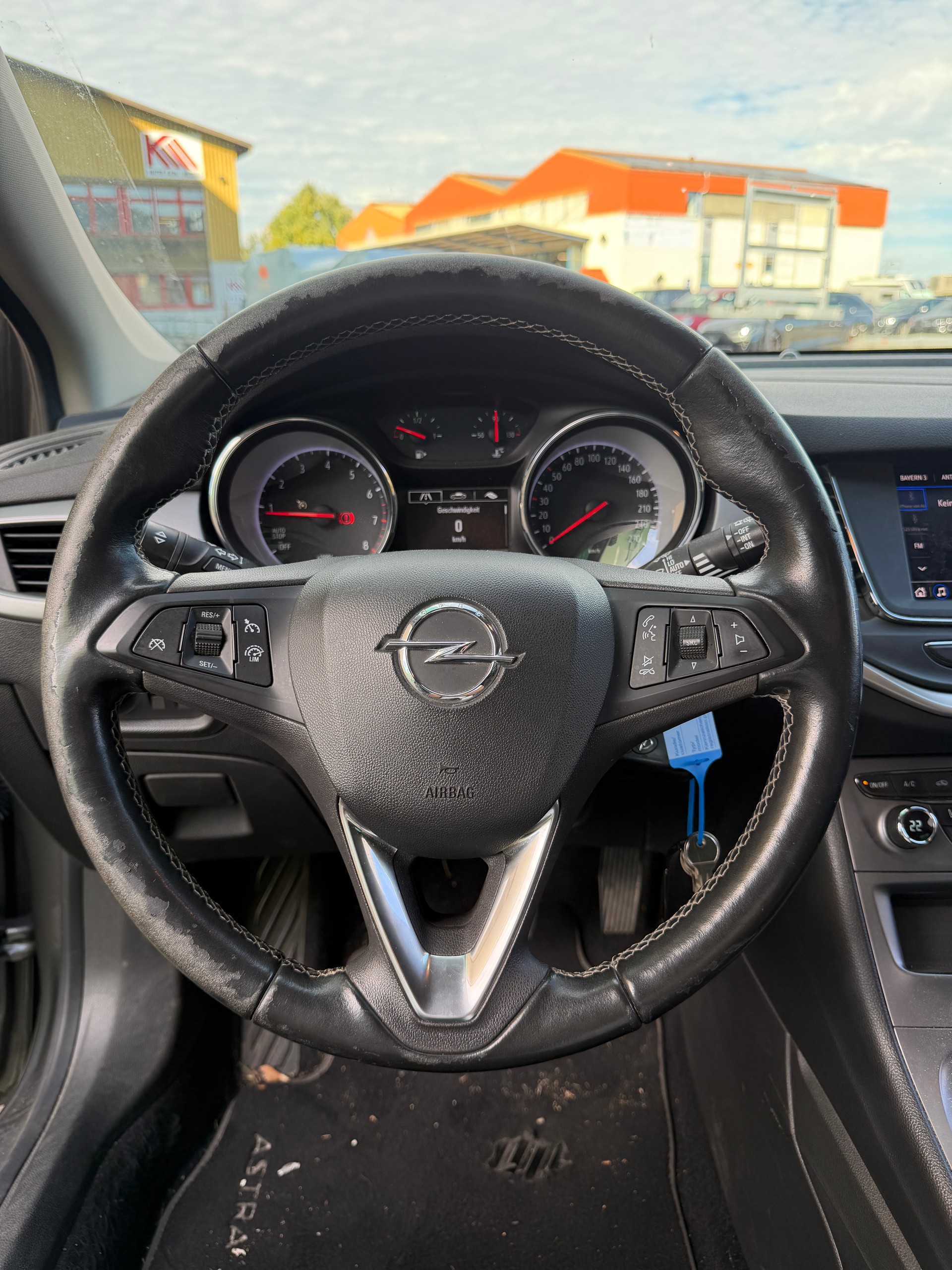 OPEL Astra Sports Tourer 1.2i Turbo Elegance-image-11