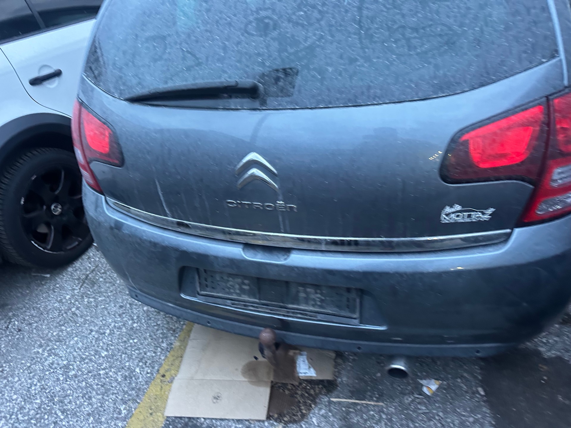 CITROEN C3 1.6i 16V Exclusive Automatic-image-8