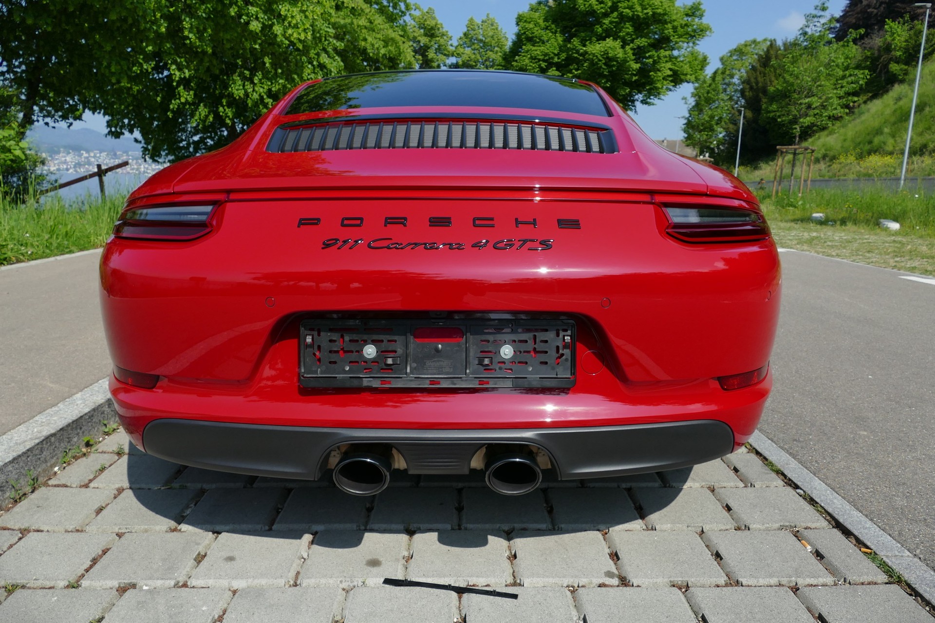 PORSCHE 911 Carrera 4 GTS PDK-image-6