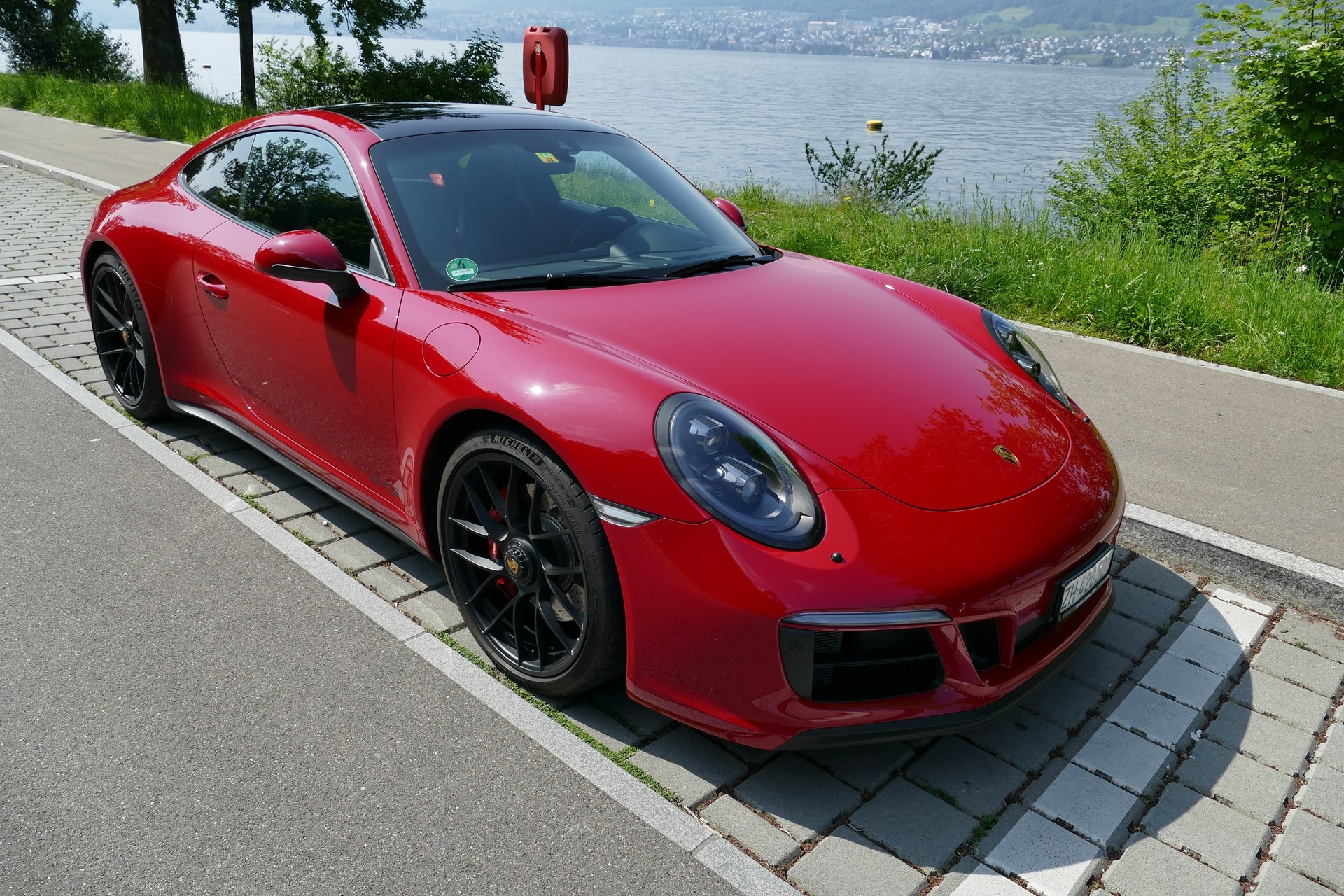 PORSCHE 911 Carrera 4 GTS PDK-image-0