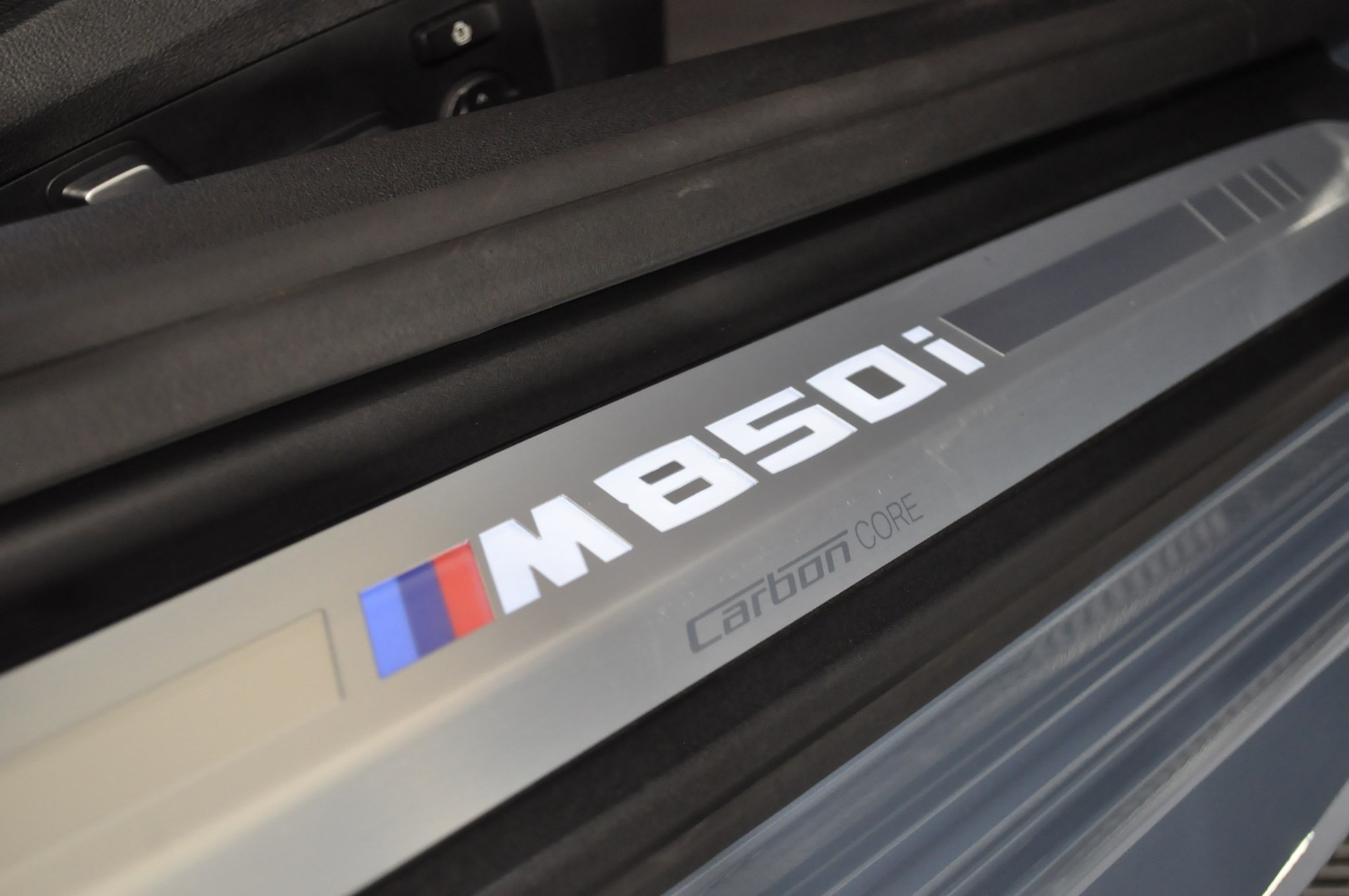 BMW M850i xDrive Steptronic-image-10
