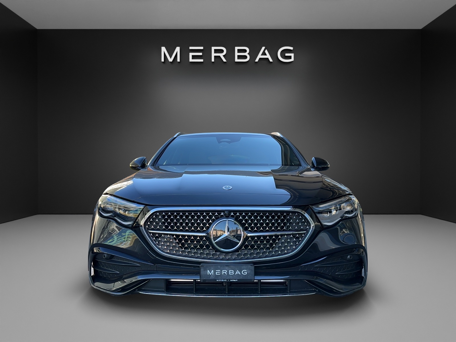 MERCEDES-BENZ E 300 de T 4Matic 9G-Tronic-image-6