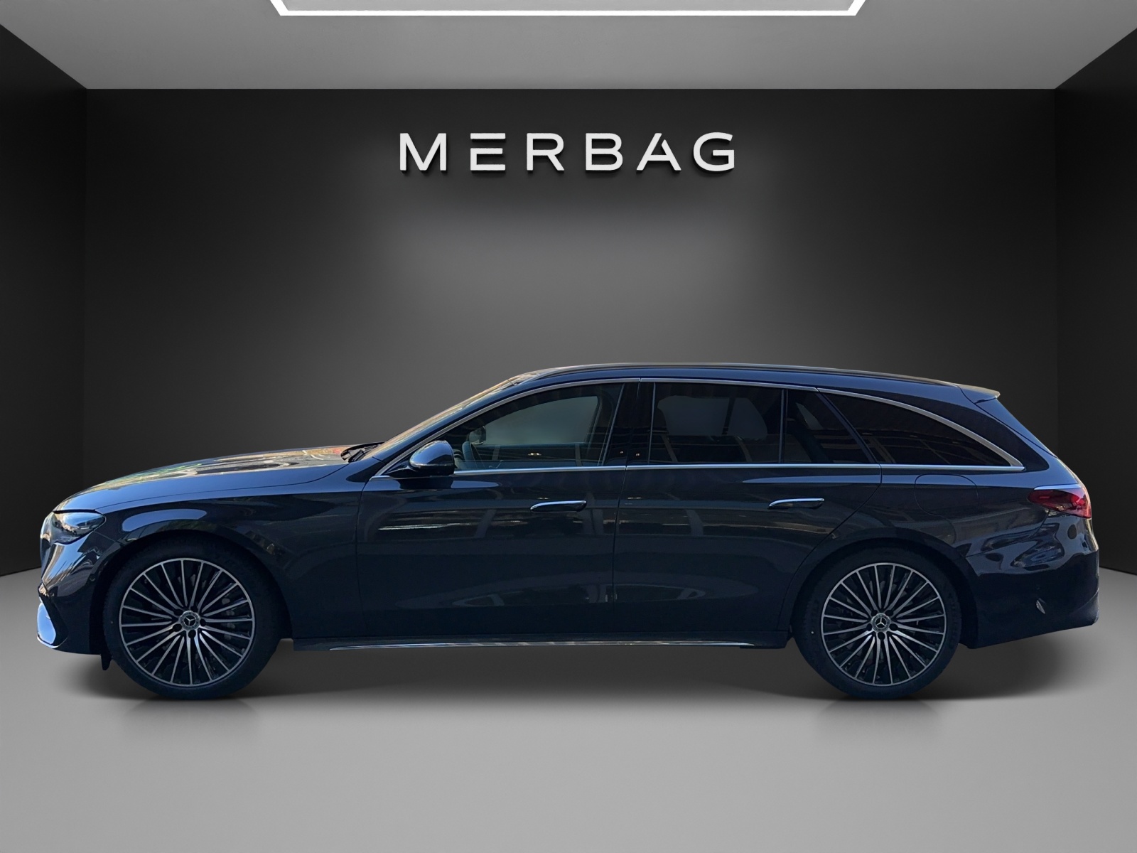 MERCEDES-BENZ E 300 de T 4Matic 9G-Tronic-image-1