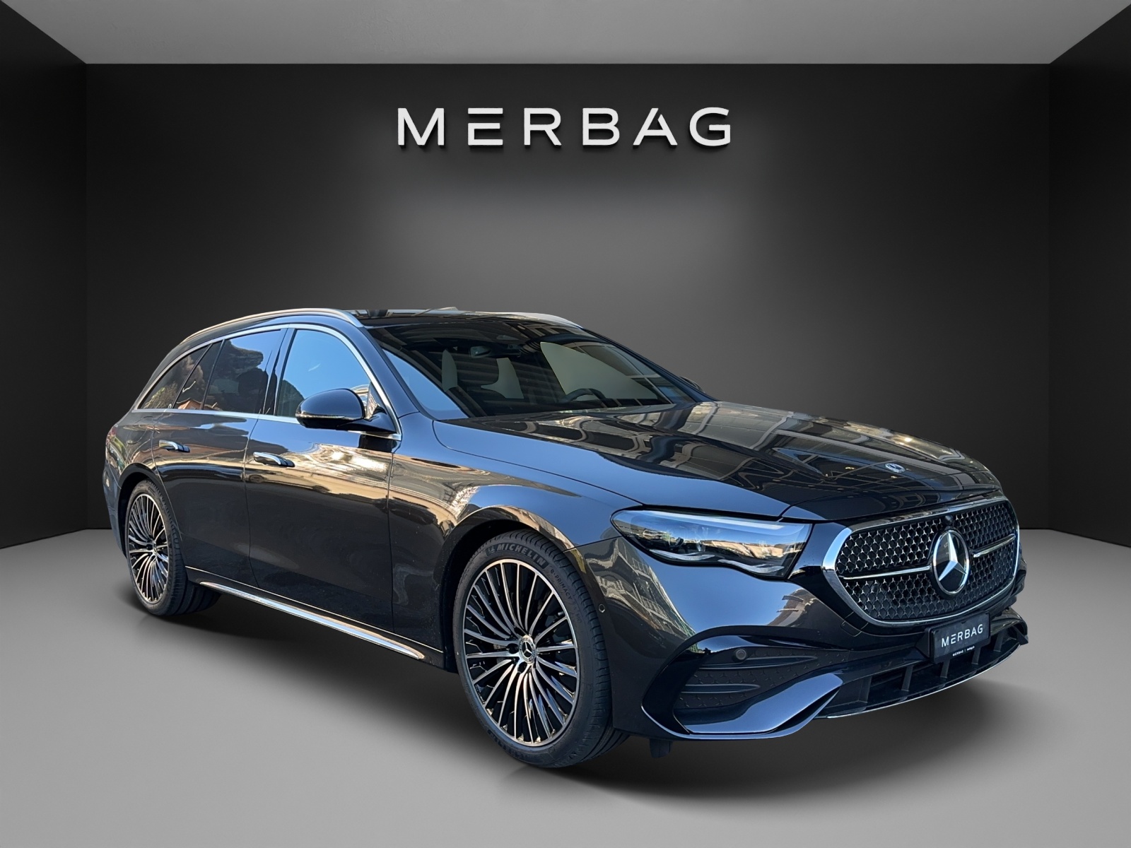 MERCEDES-BENZ E 300 de T 4Matic 9G-Tronic-image-5