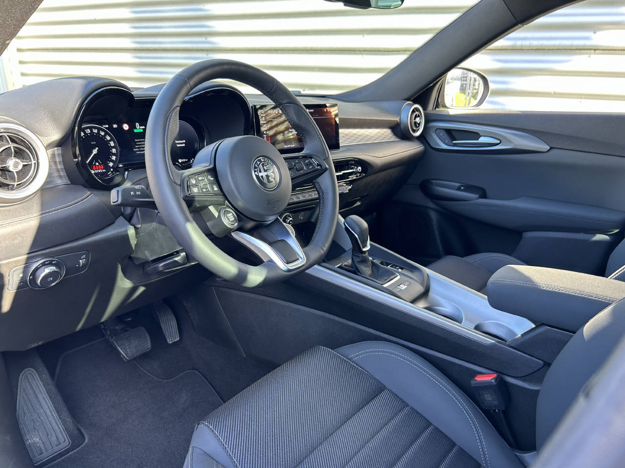 ALFA ROMEO Tonale 1.3 Plug-in Hybrid Sprint Q4-image-8