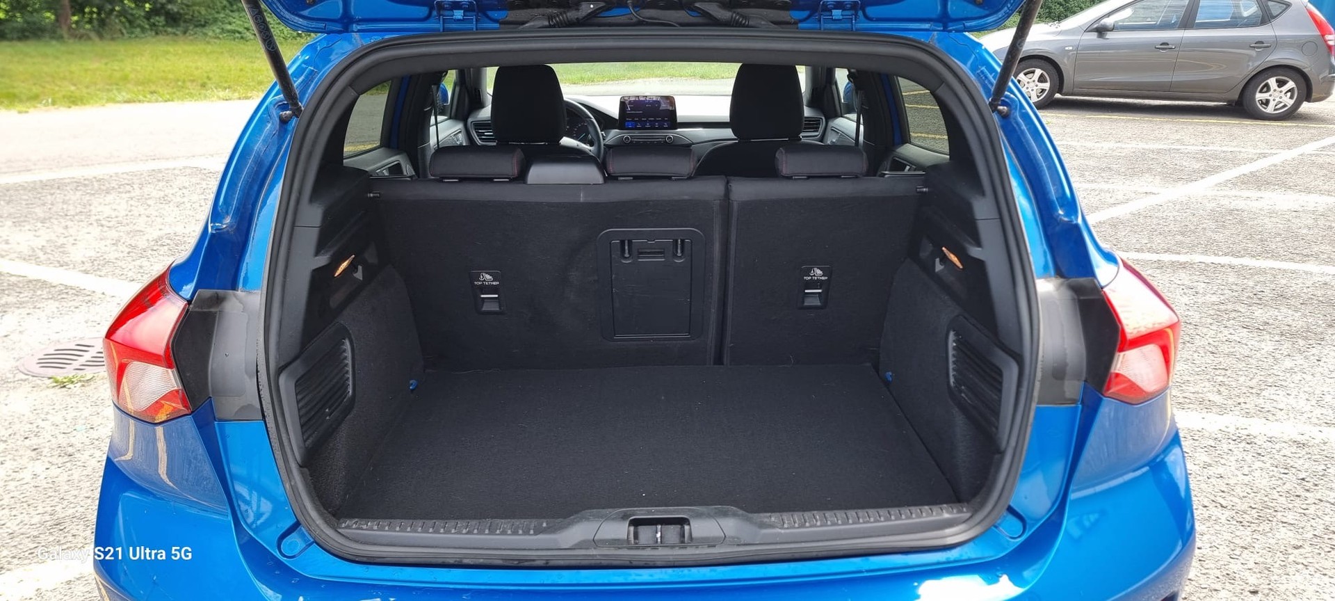 FORD Focus 1.5 SCTi ST Line Automatic-image-13