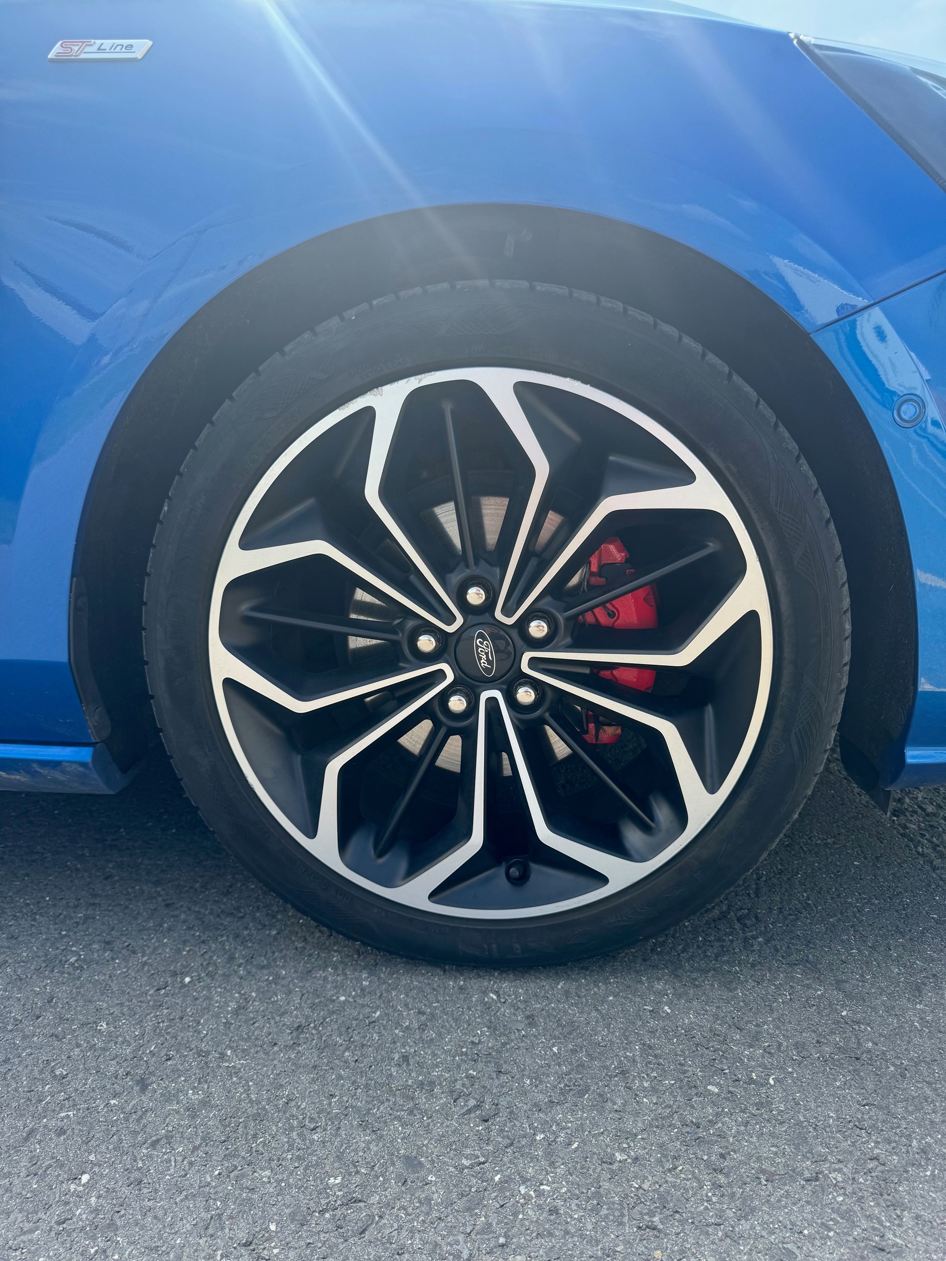 FORD Focus 1.5 SCTi ST Line Automatic-image-14