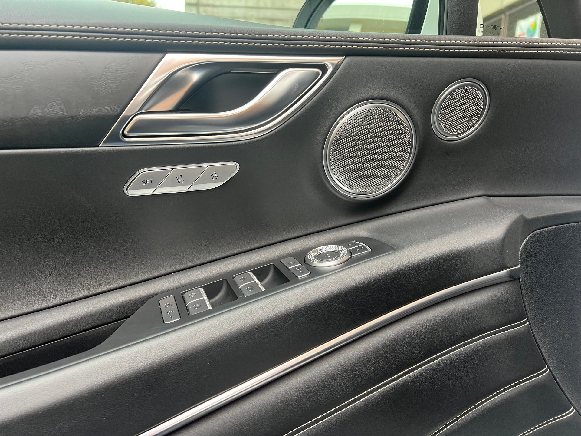 GENESIS GV80 3.0 CRDI Luxus AT8 AWD-image-10