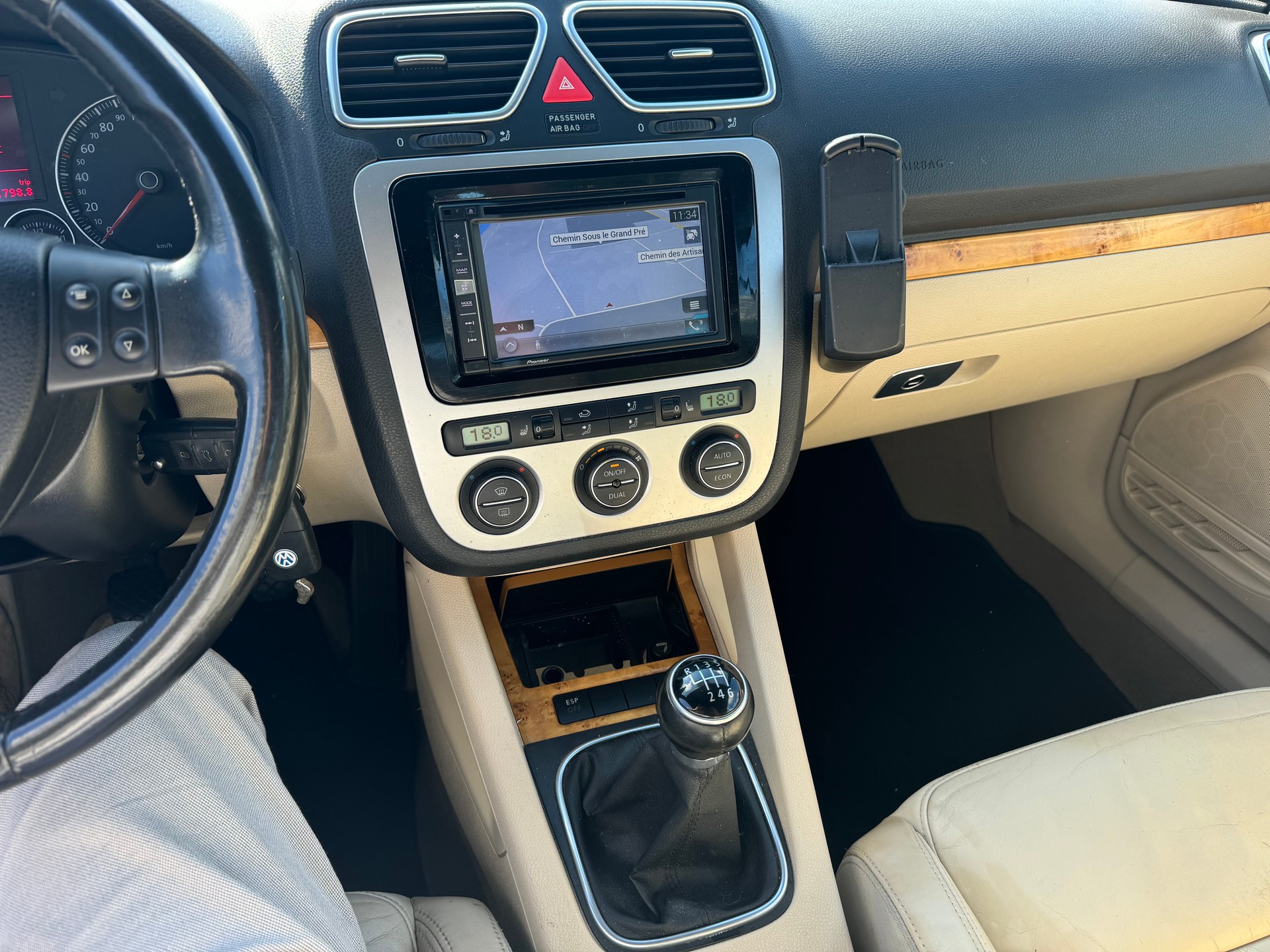 VW Eos 1.6 FSI-image-12