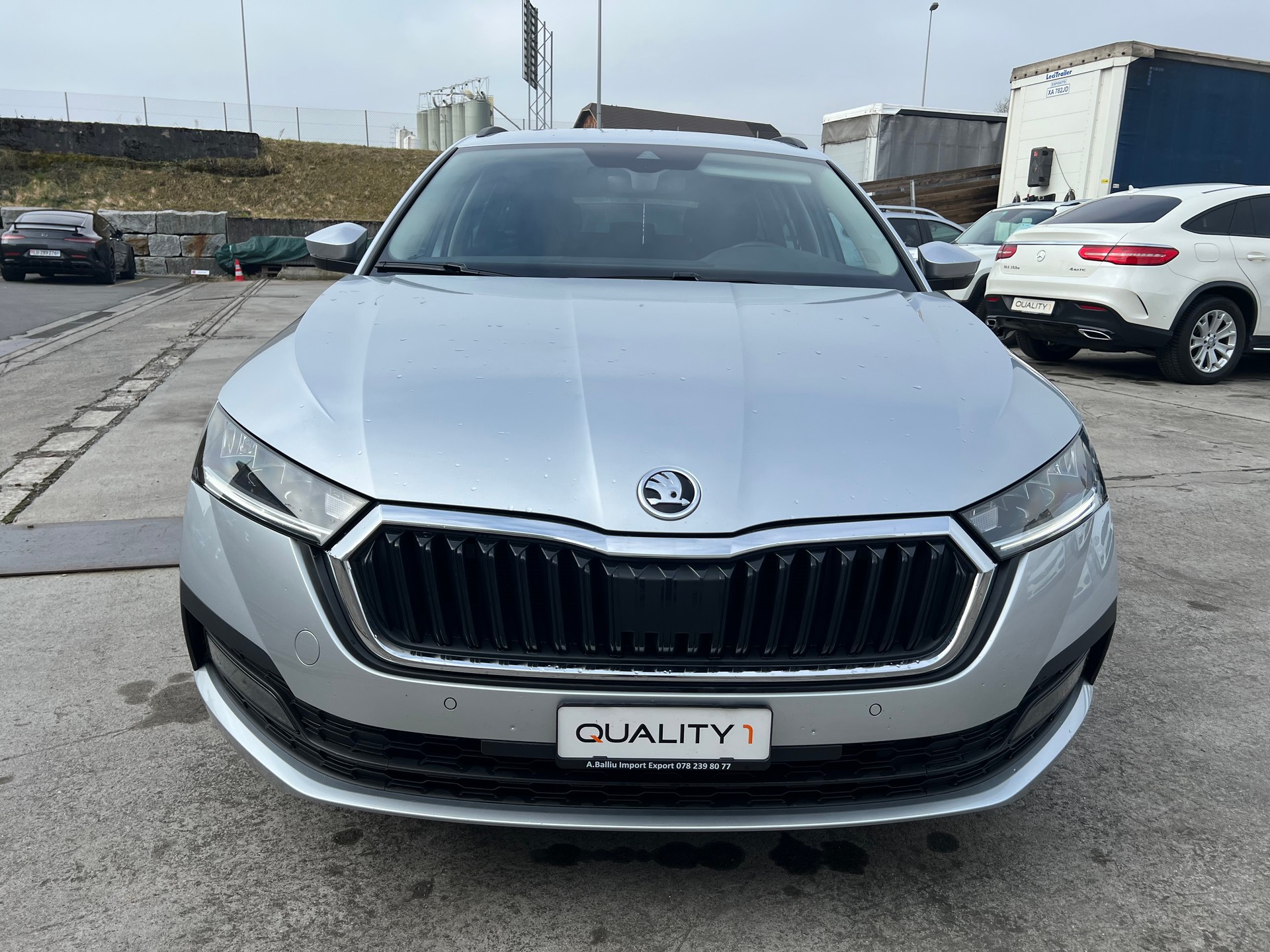 SKODA Octavia Combi 2.0 TDI DSG Ambition 4x4