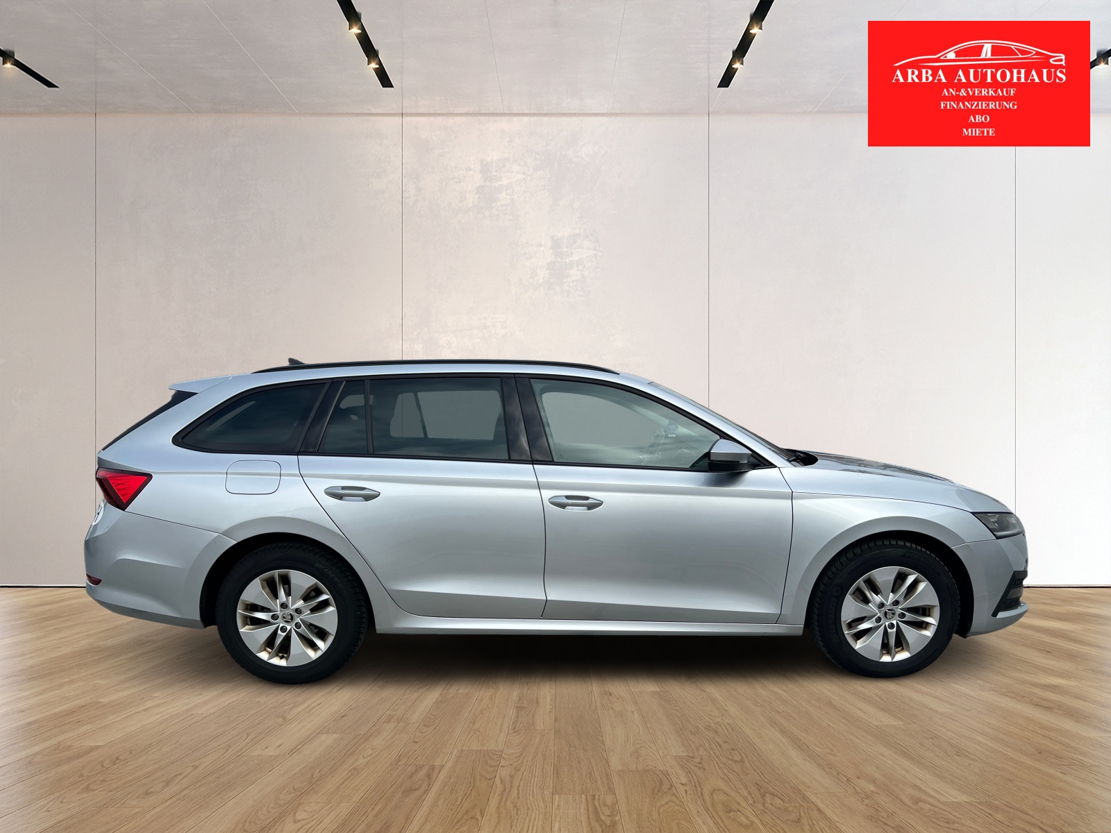 SKODA Octavia Combi 2.0 TDI DSG Ambition 4x4-image-2
