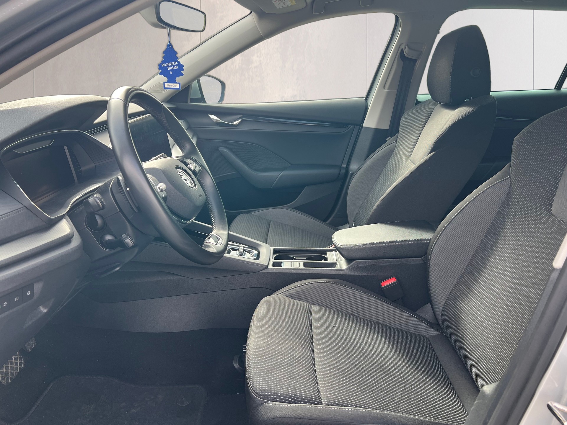 SKODA Octavia Combi 2.0 TDI DSG Ambition 4x4-image-12