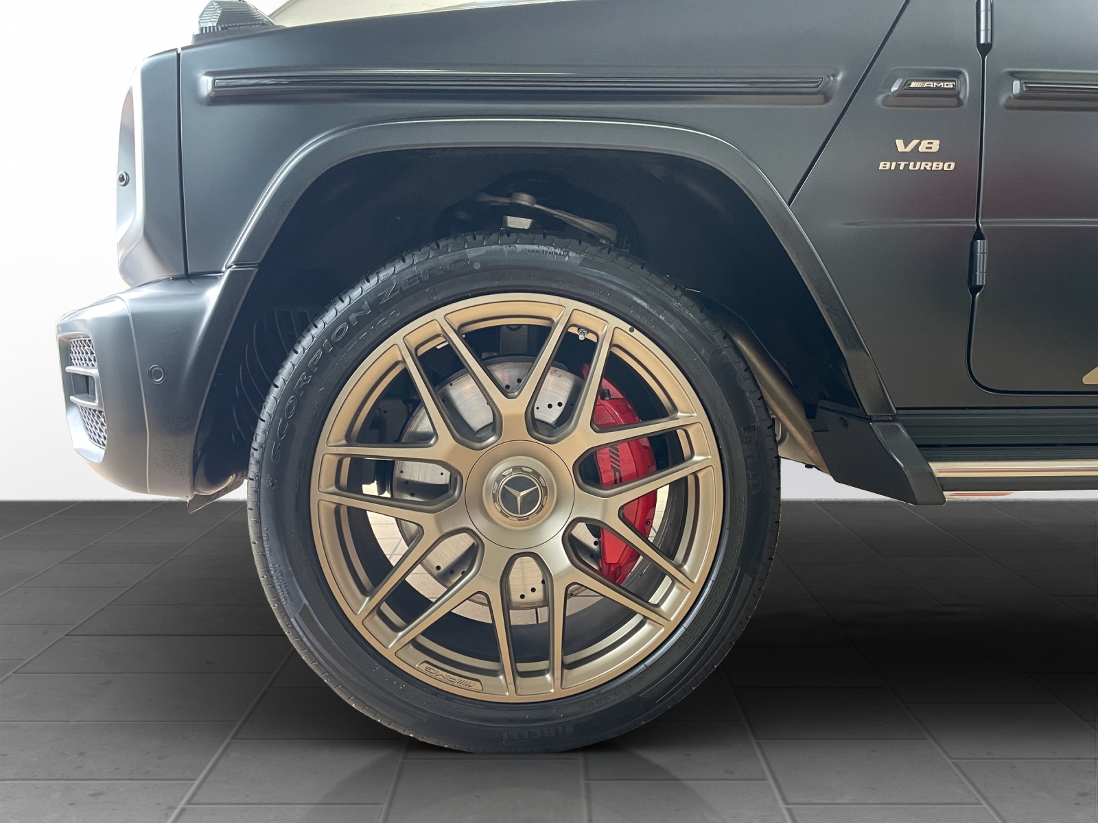 MERCEDES-BENZ G 63 AMG * Grand Edition * Speedshift Plus G-Tronic-image-11