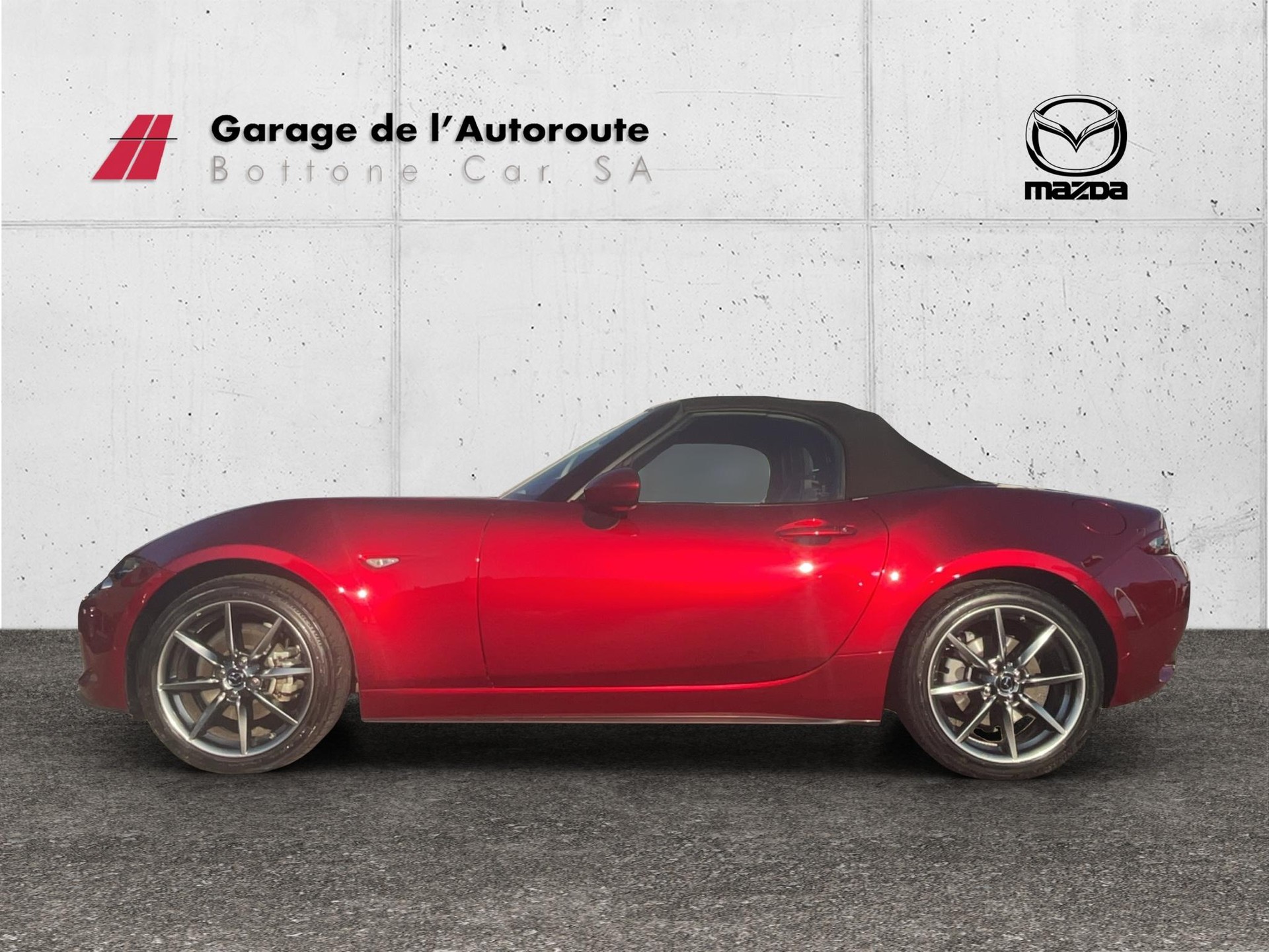 MAZDA MX-5 2.0 Exclusive-Line-showroom-element-1