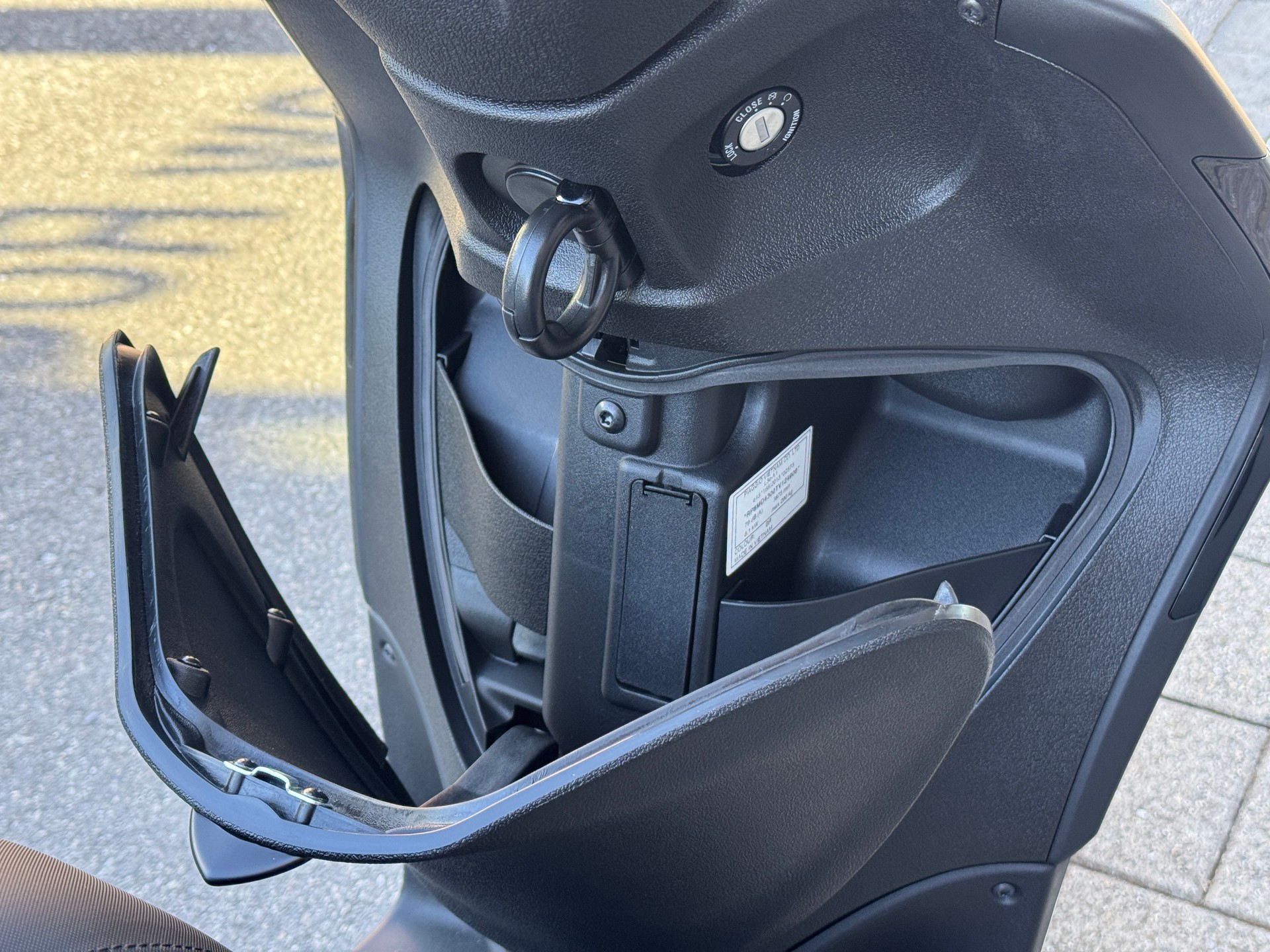 PIAGGIO Liberty 125 Sport E5+-image-7
