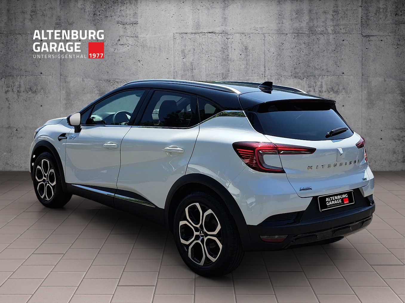 MITSUBISHI ASX 1.6 HEV Intense-image-2