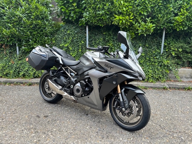 SUZUKI GSX-S 1000 GT Travel-showroom-element-2