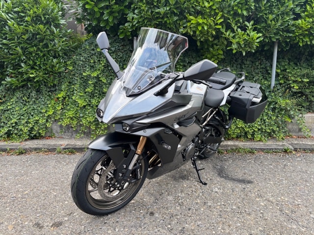 SUZUKI GSX-S 1000 GT Travel-showroom-element-1