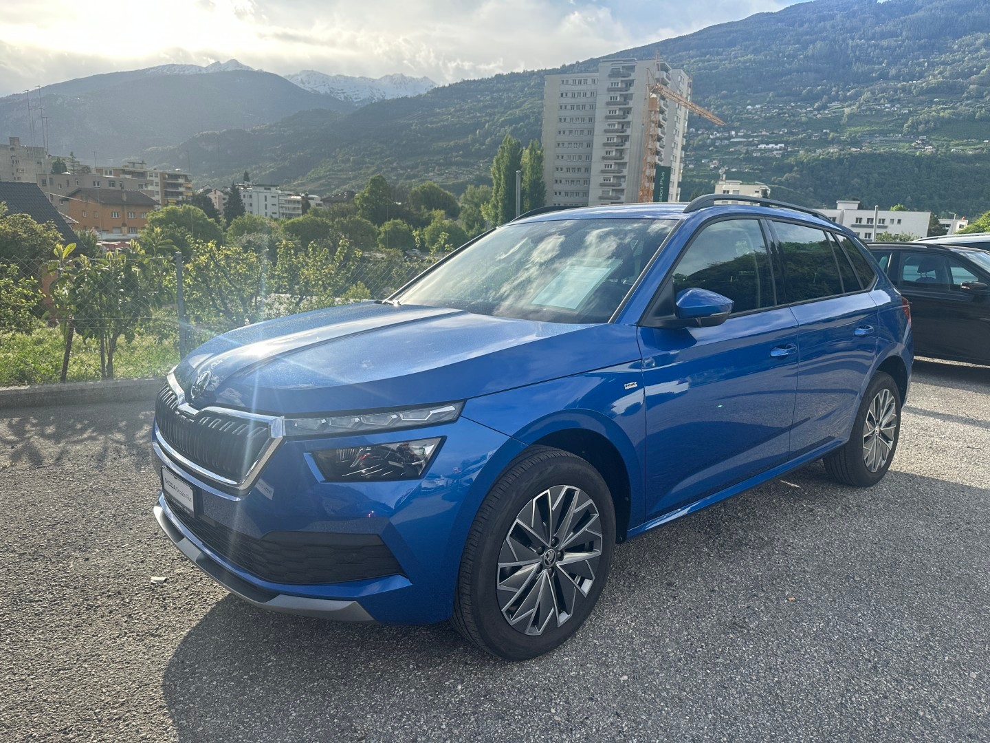 SKODA Kamiq 1.0 TSI Tour DSG-showroom-element-3