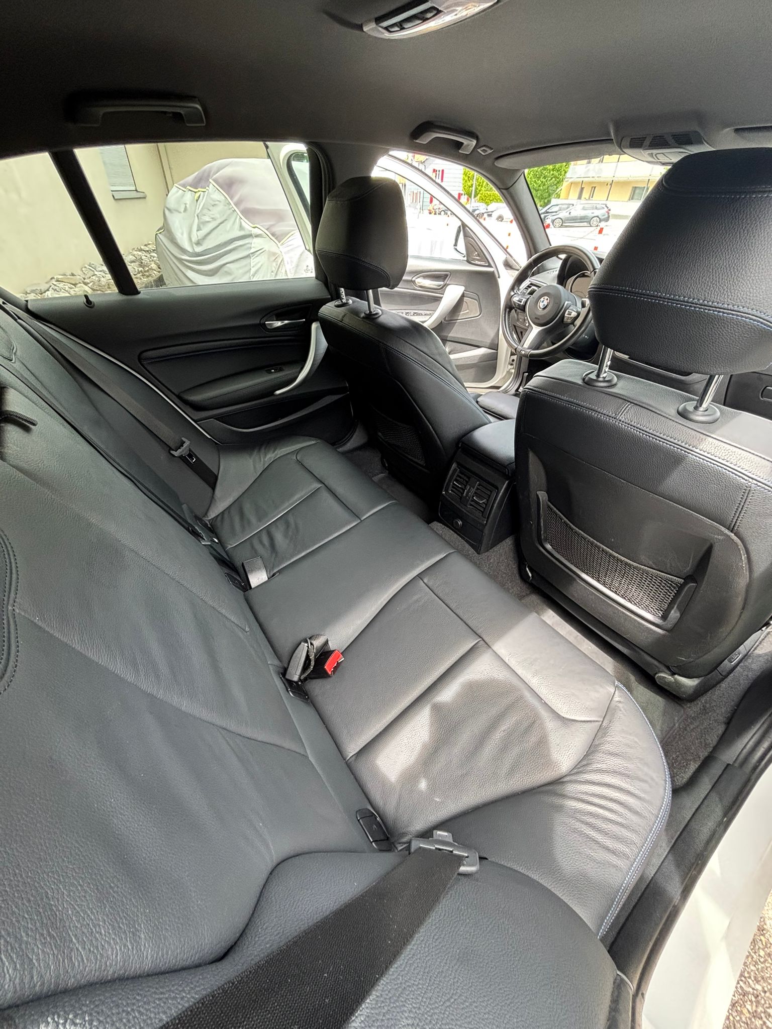 BMW M140i xDrive Steptronic-image-8