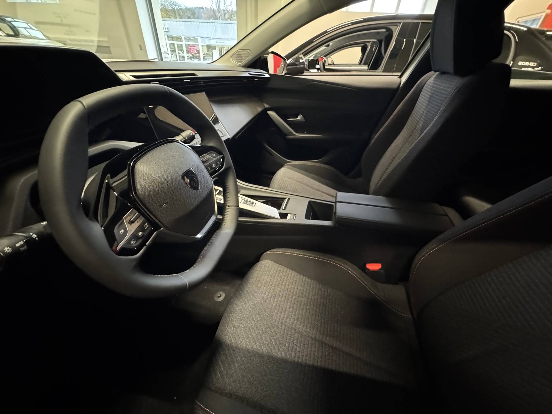 PEUGEOT 308 SW 1.2 HEV 145 Style-image-5