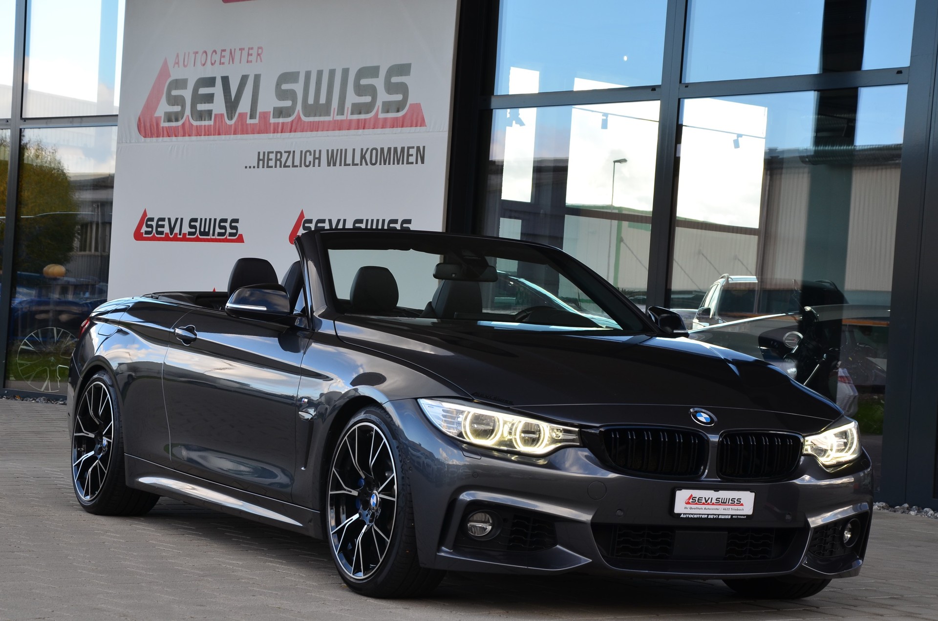 BMW 440i Cabriolet xDrive M Sport Steptronic*360 PS**M-Performance*Frisch ab MFK*-image-1