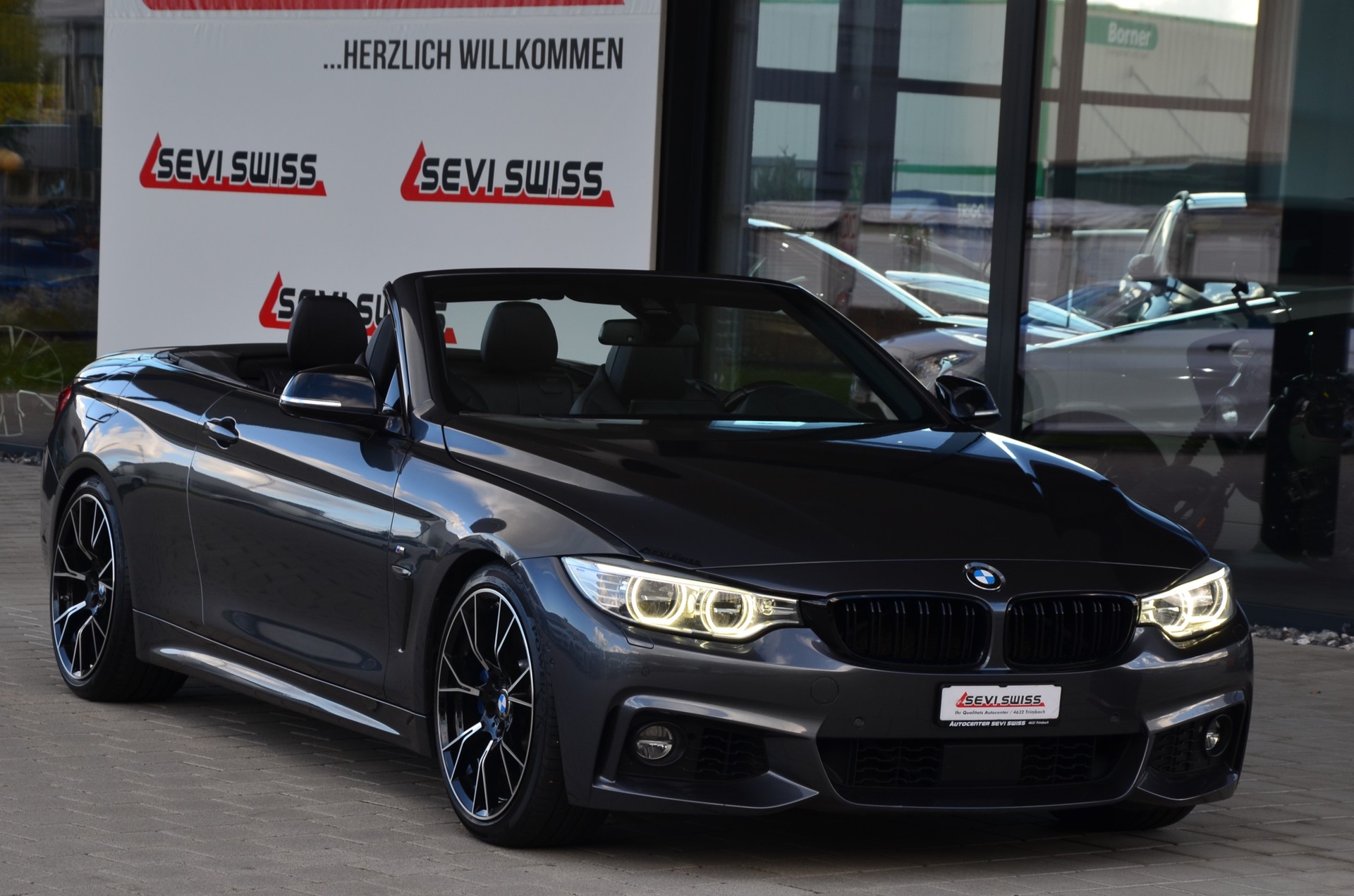 BMW 440i Cabriolet xDrive M Sport Steptronic*360 PS**M-Performance*Frisch ab MFK*