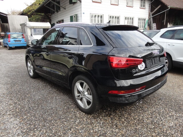 AUDI Q3 2.0 TDI sport quattro S-tronic-image-3