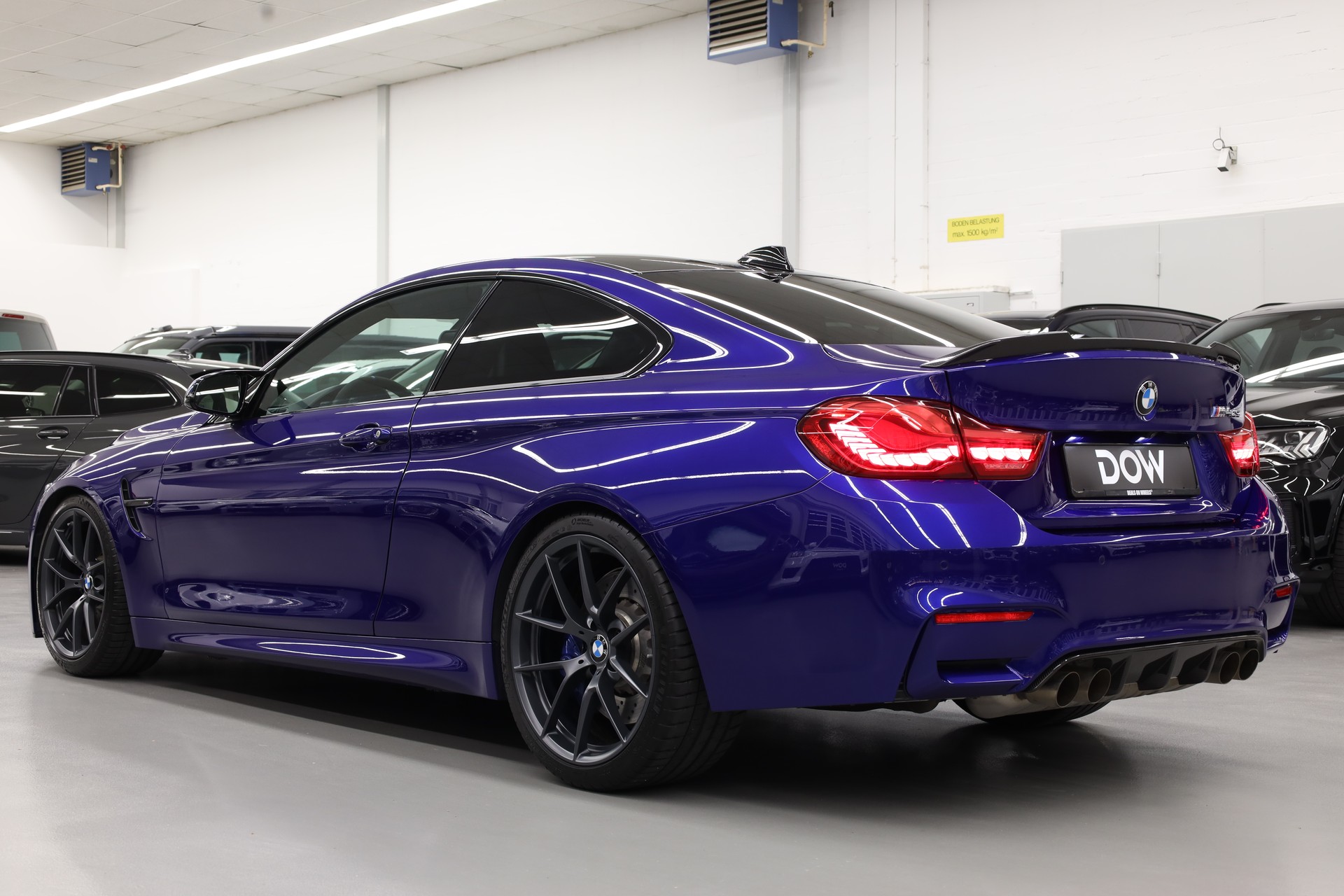 BMW M4 Coupé CS DKG-image-7