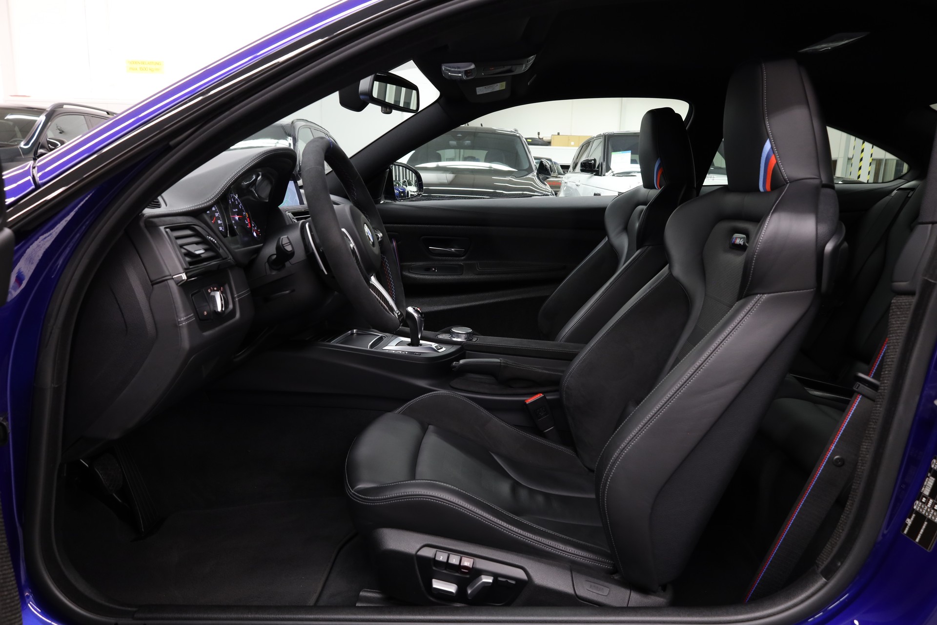 BMW M4 Coupé CS DKG-image-17