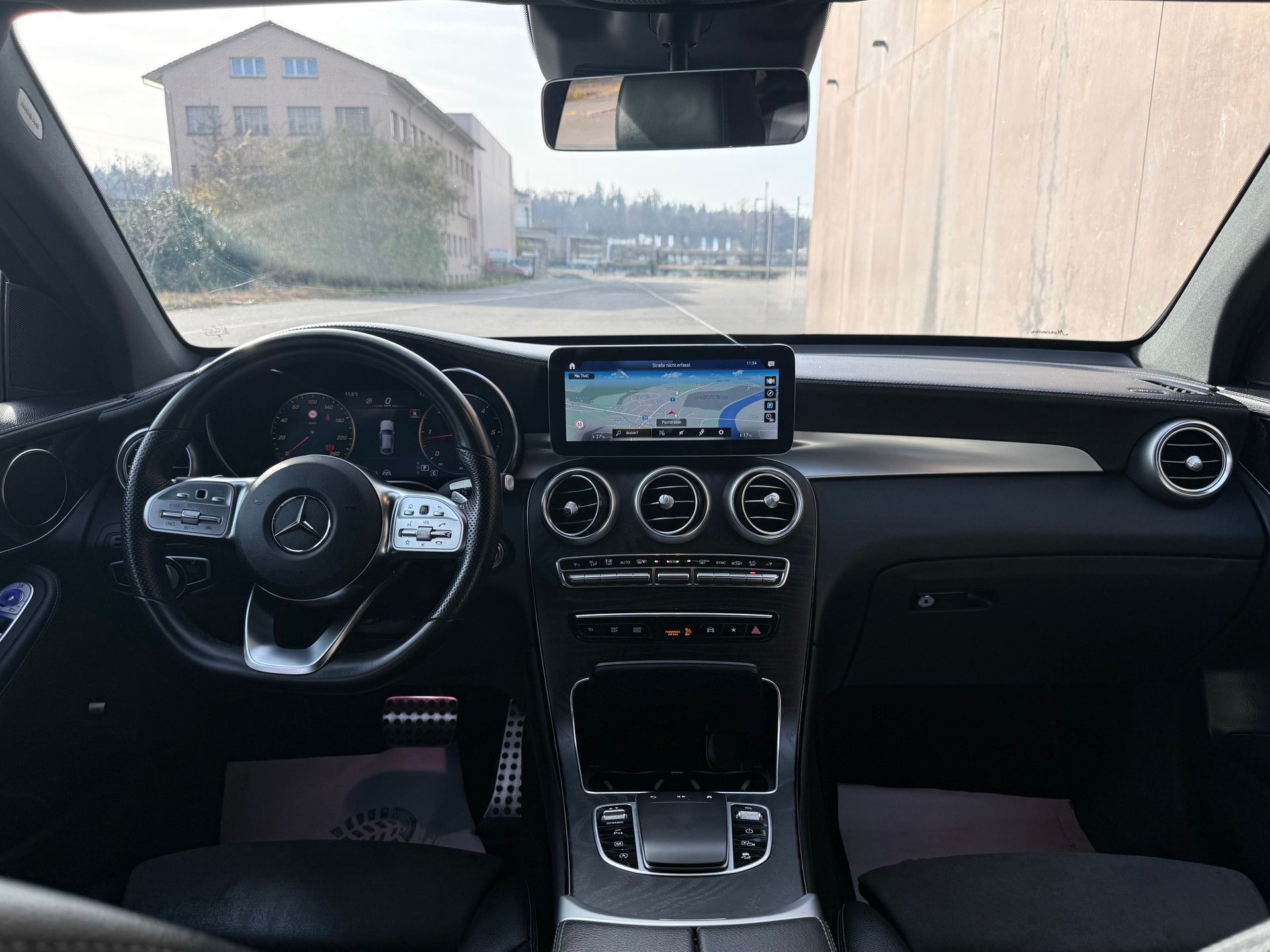 MERCEDES-BENZ GLC Coupé 220 d AMG Line 4Matic 9G-Tronic-image-5
