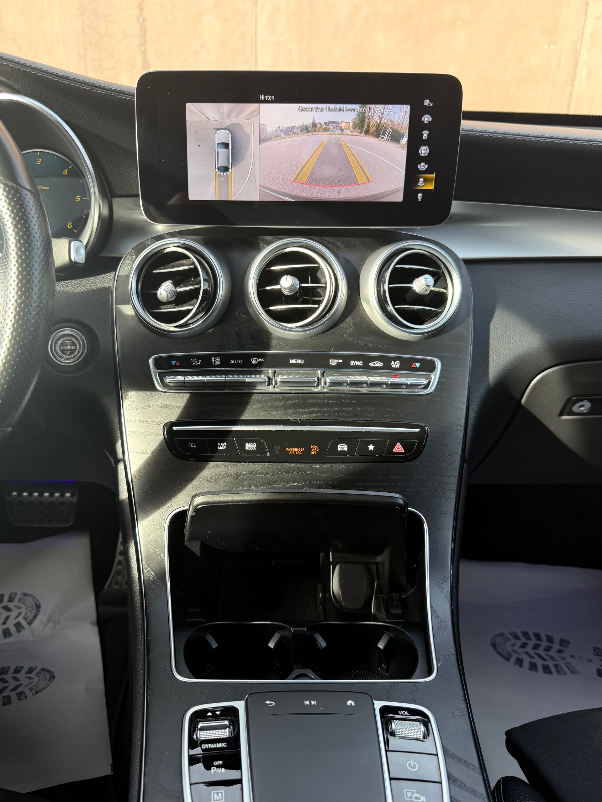 MERCEDES-BENZ GLC Coupé 220 d AMG Line 4Matic 9G-Tronic-image-6