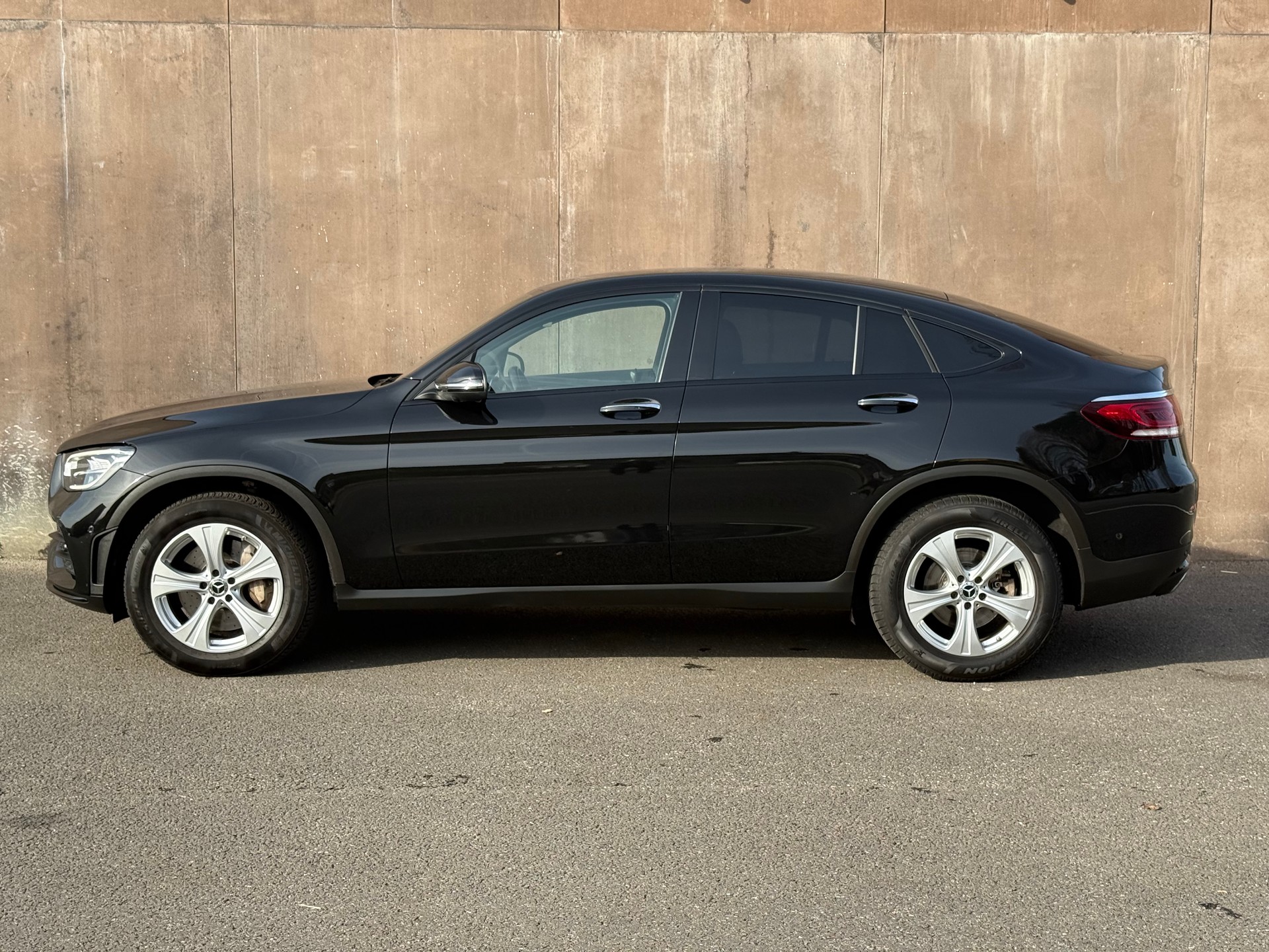 MERCEDES-BENZ GLC Coupé 220 d AMG Line 4Matic 9G-Tronic-image-1