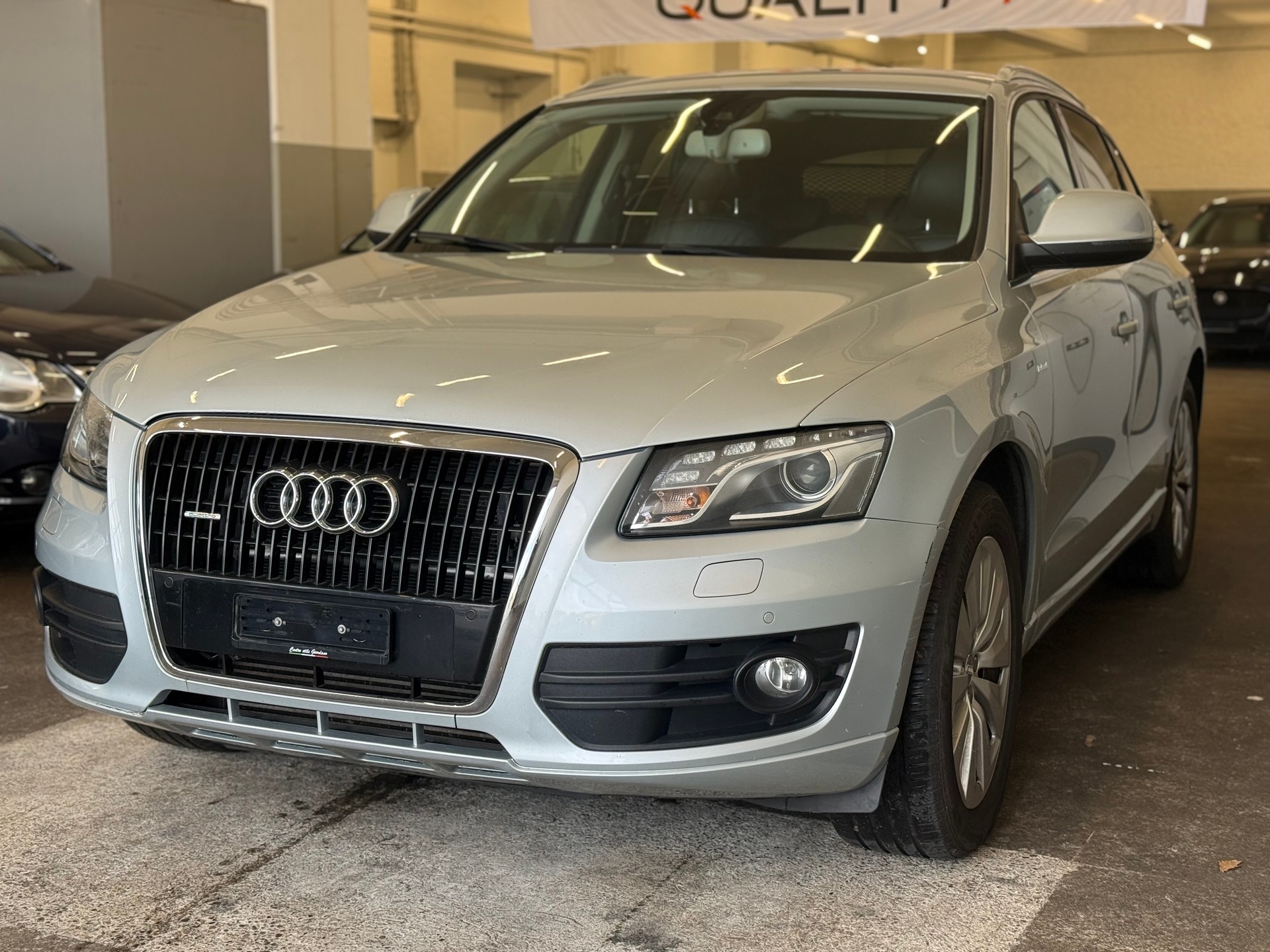AUDI Q5 2.0 TFSI hybrid quattro tiptronic-image-2