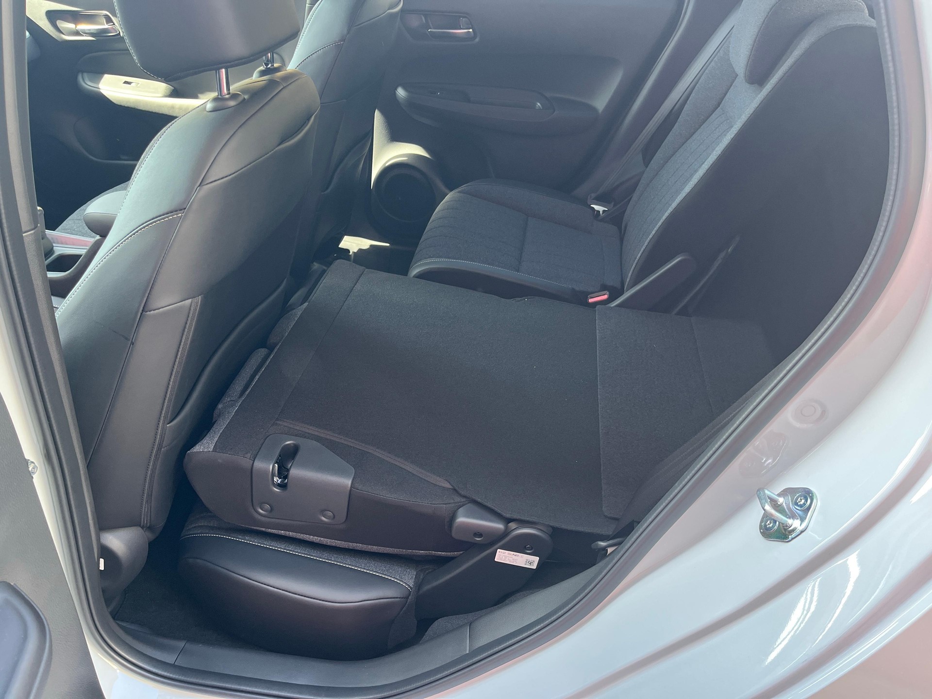 HONDA Jazz 1.5 i-MMD Advance - 8 Jahre Garantie! - mit Aktionsleasing 1.9%-image-13
